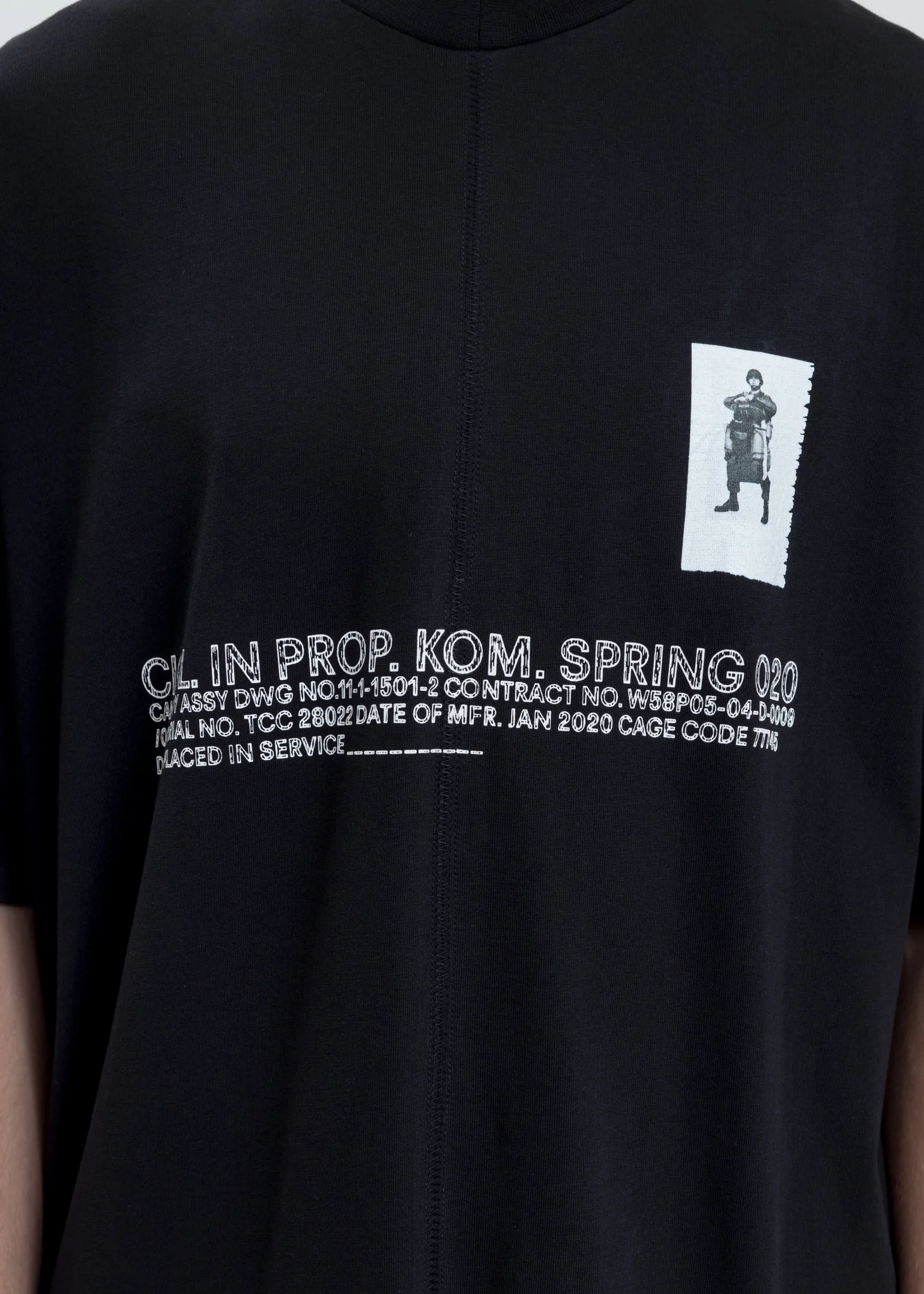 Black Loose Fit T-Shirt With Nylon Pocket - Image 3
