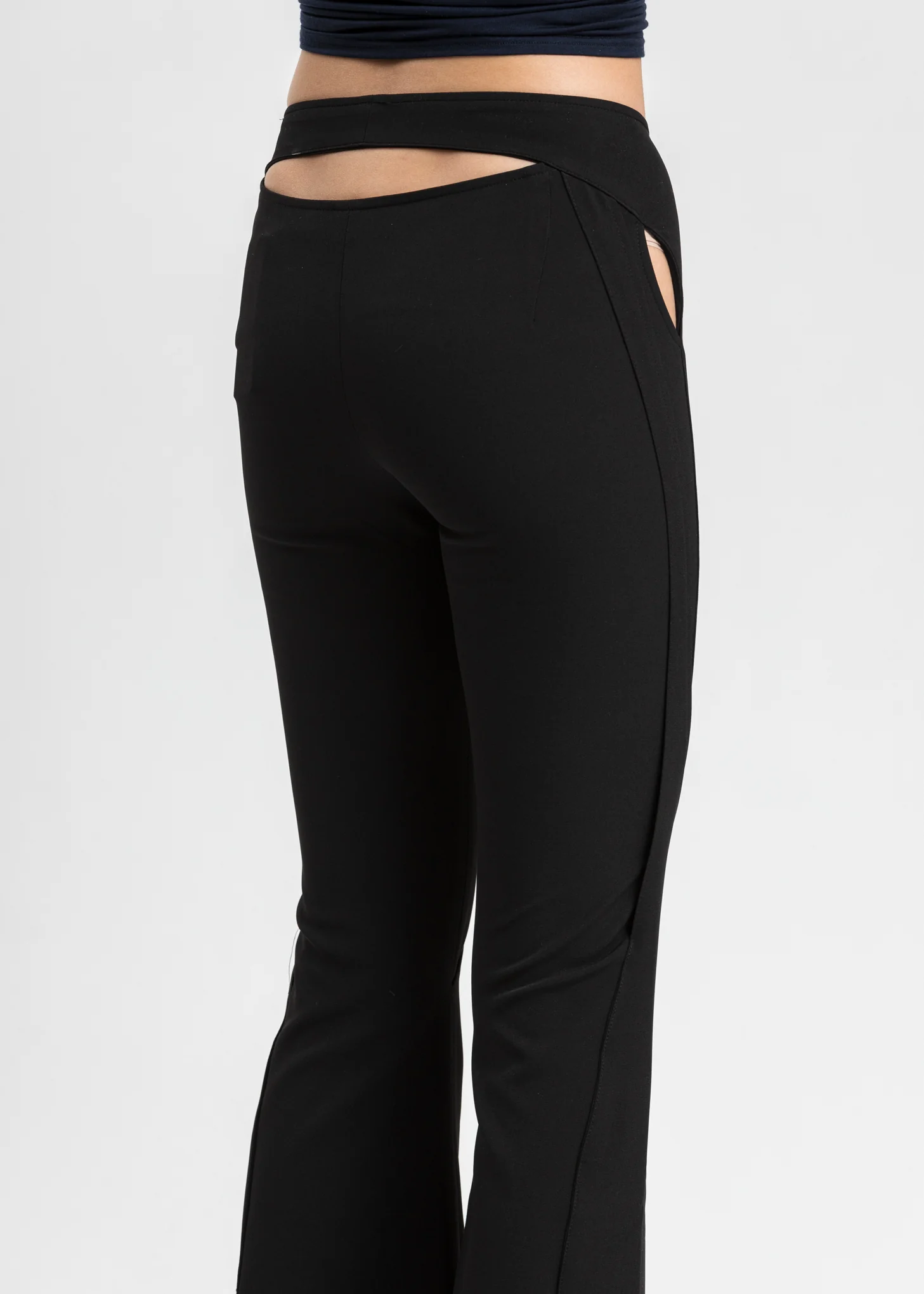 Black Lotus Pant - Image 4