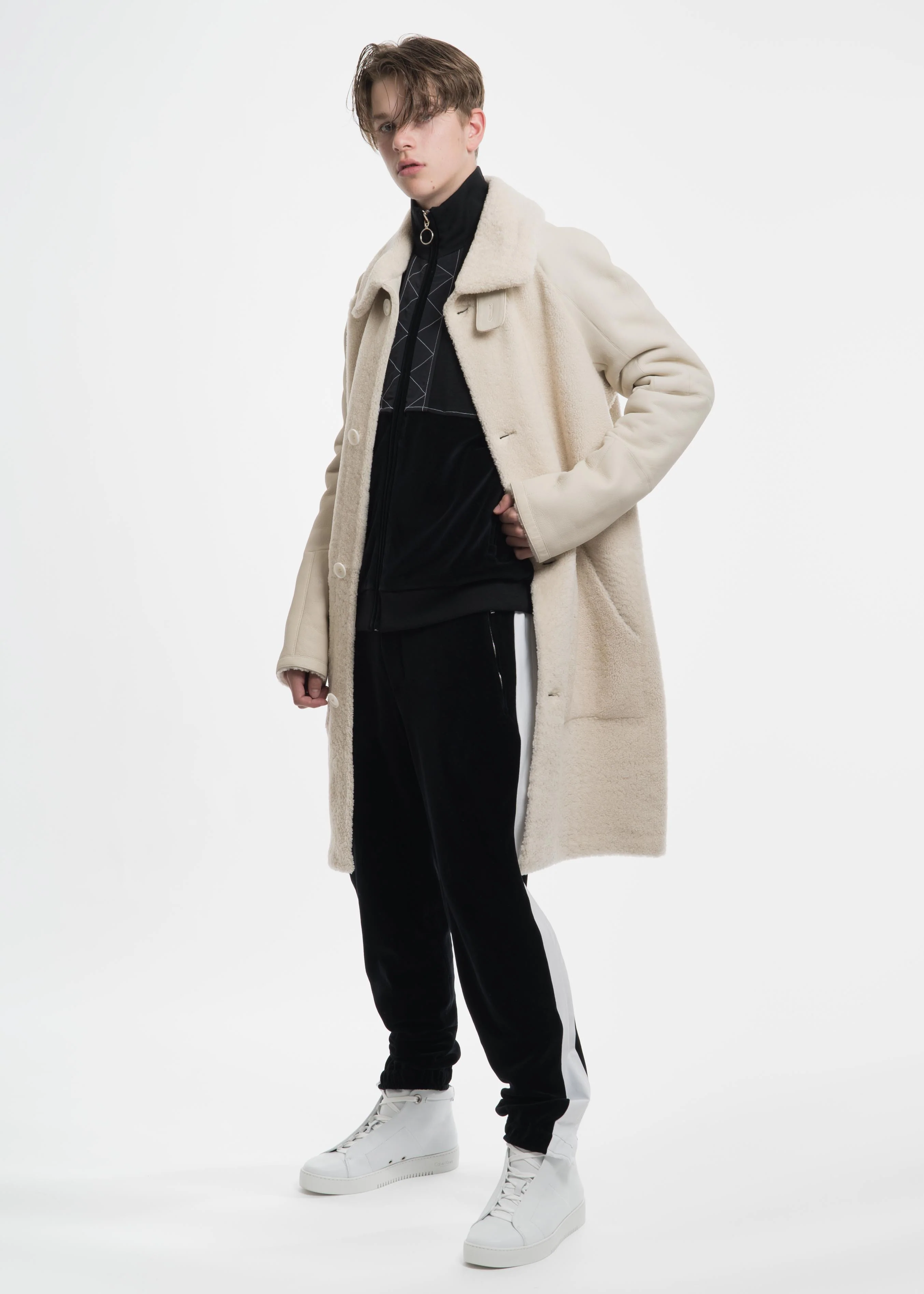 Black Lux Jogger - Image 9