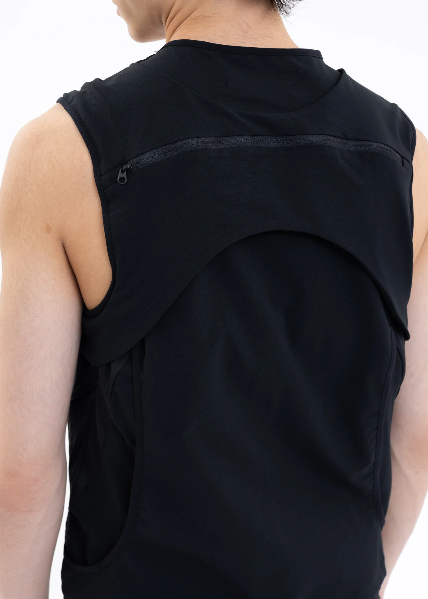 Black MARATHON VEST - Image 2