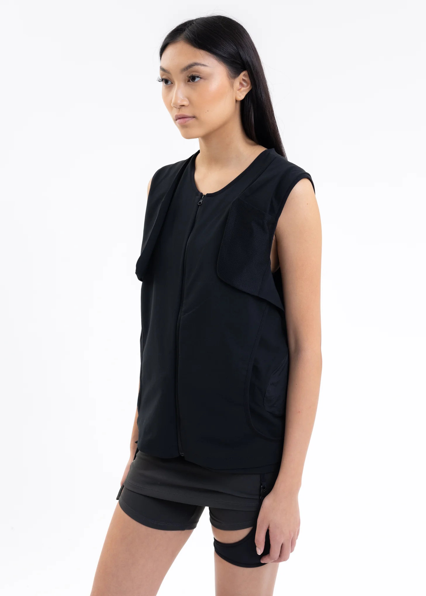 Black MARATHON VEST - Image 4