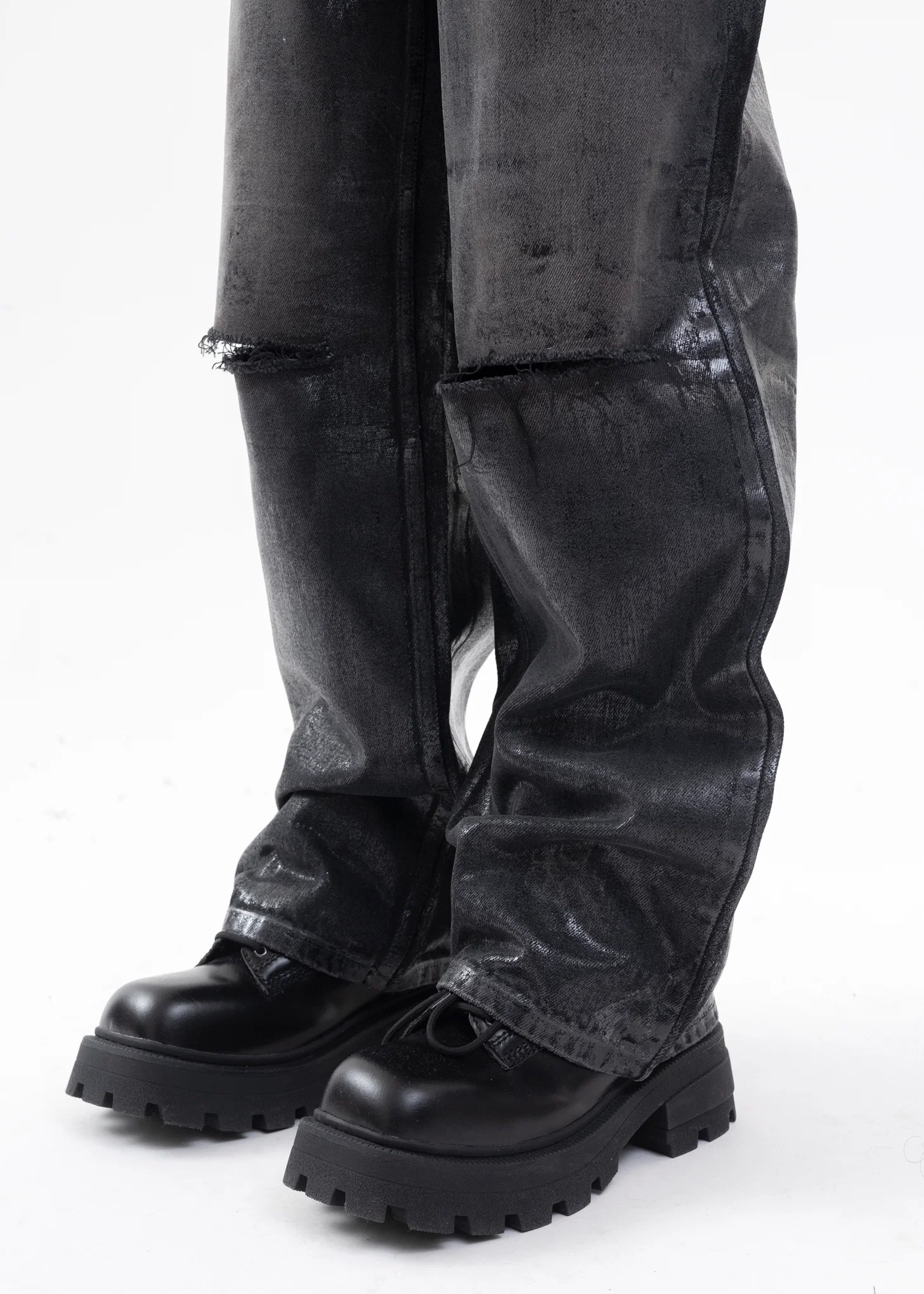 BLACK MENS FOIL COATED WIDE DEMIM PANTS - Image 3