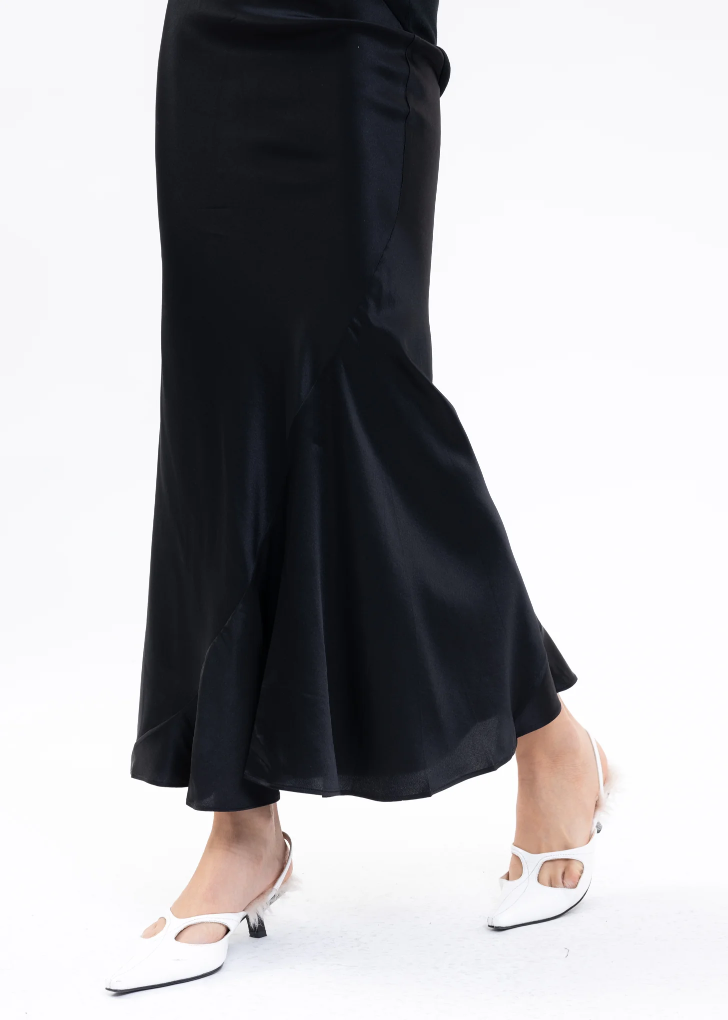 Black Mermaid Skirt - Image 2