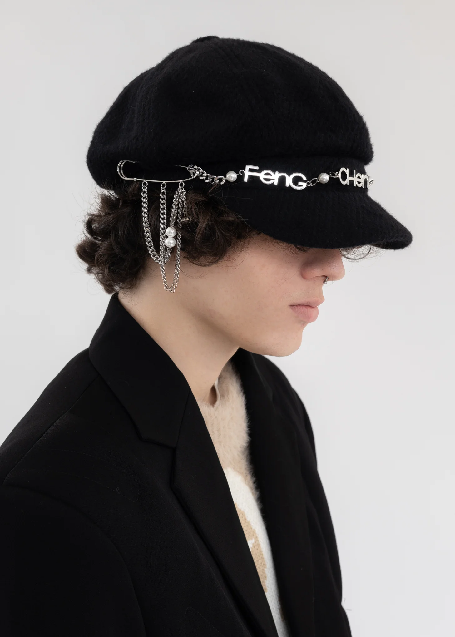 Black Metal Embellishment Beret - Image 2
