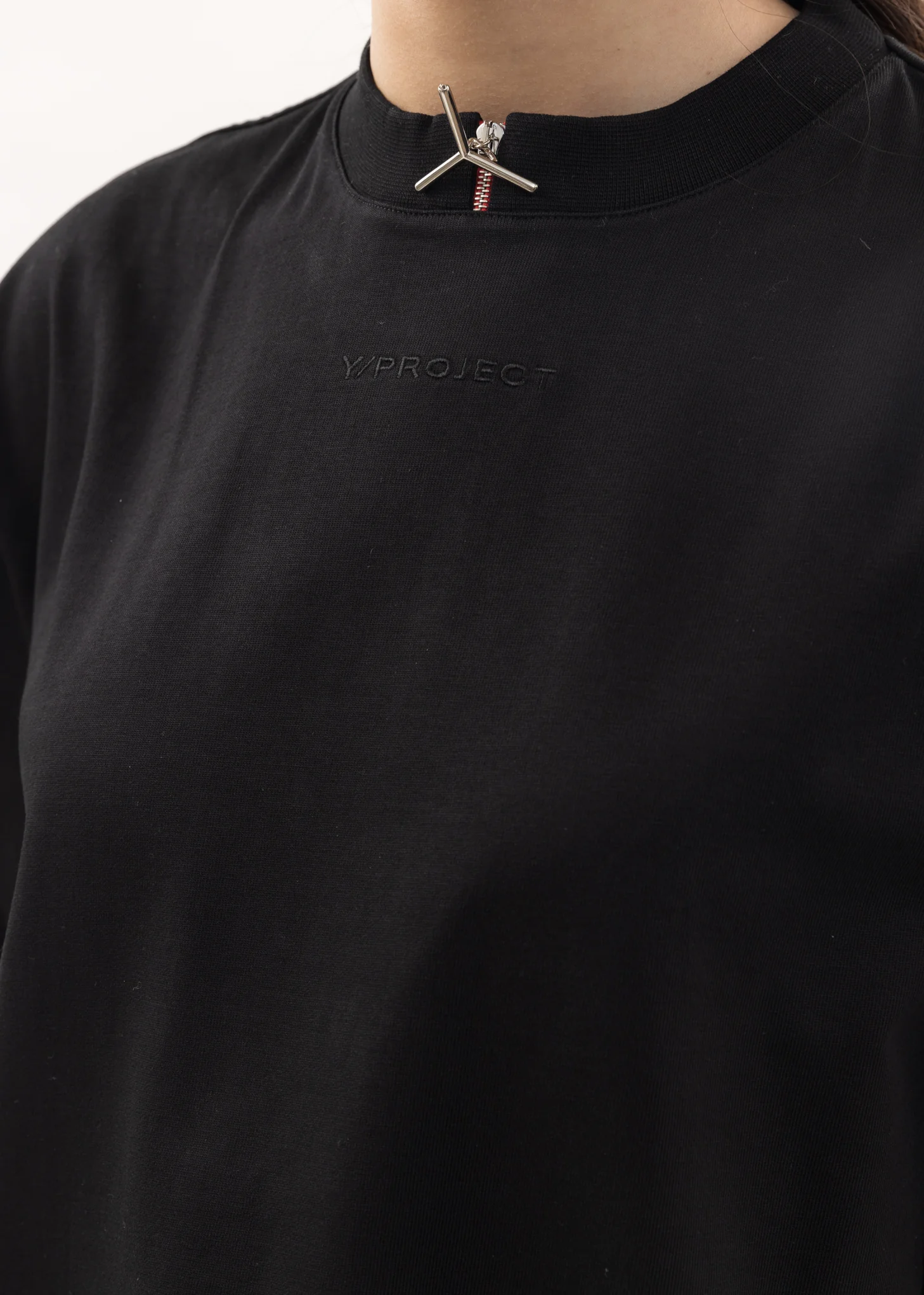 Black MINI Y ZIP T-Shirt - Image 4