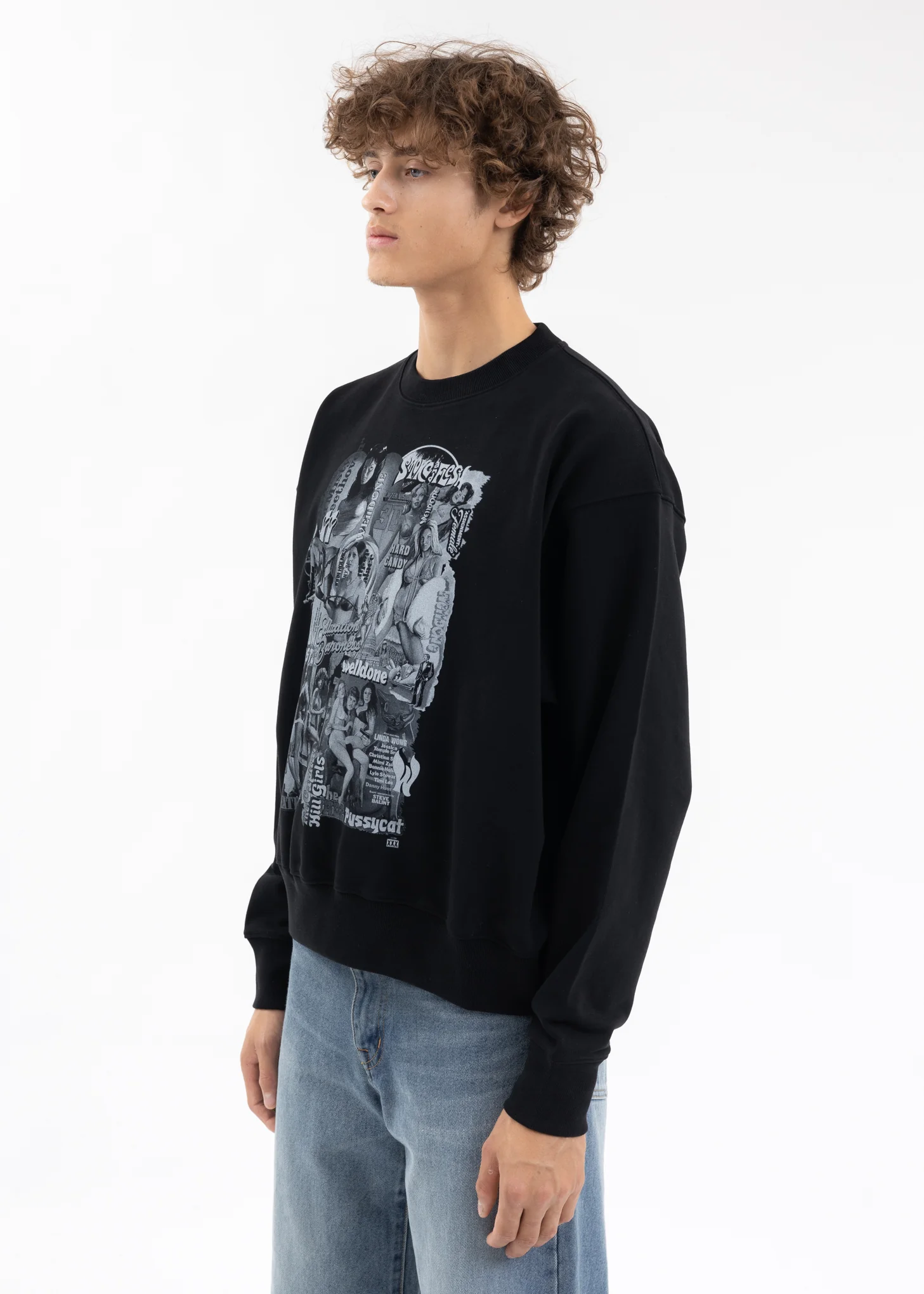 BLACK MOVIE COLLAGE SWEATSHIRT - Image 3