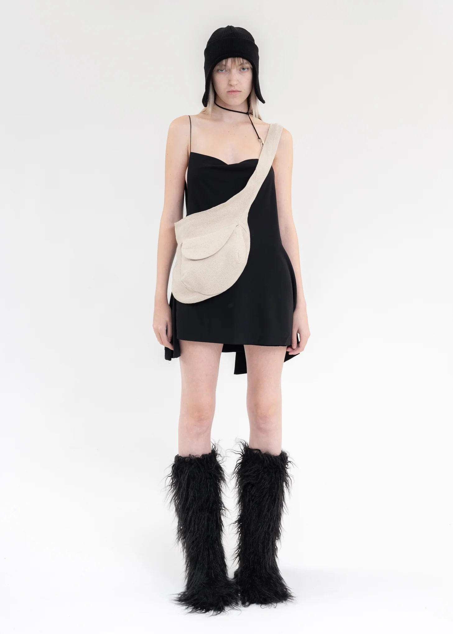 BLACK NAUSICAA BEANIE - Image 5