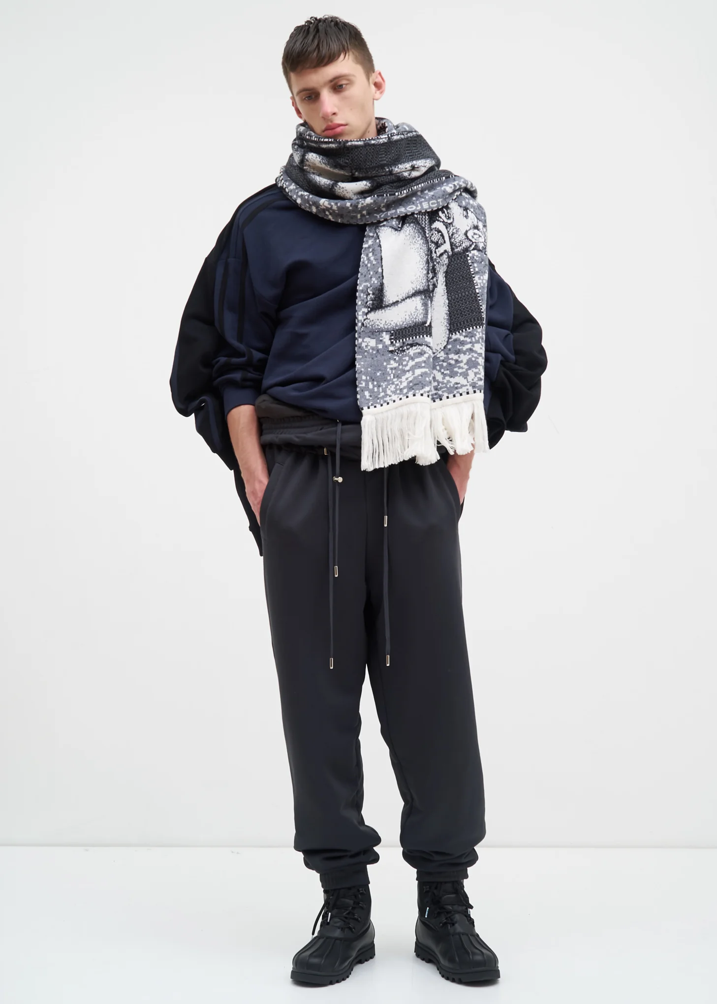 Black & Navy Double Sweatshirt - Image 7