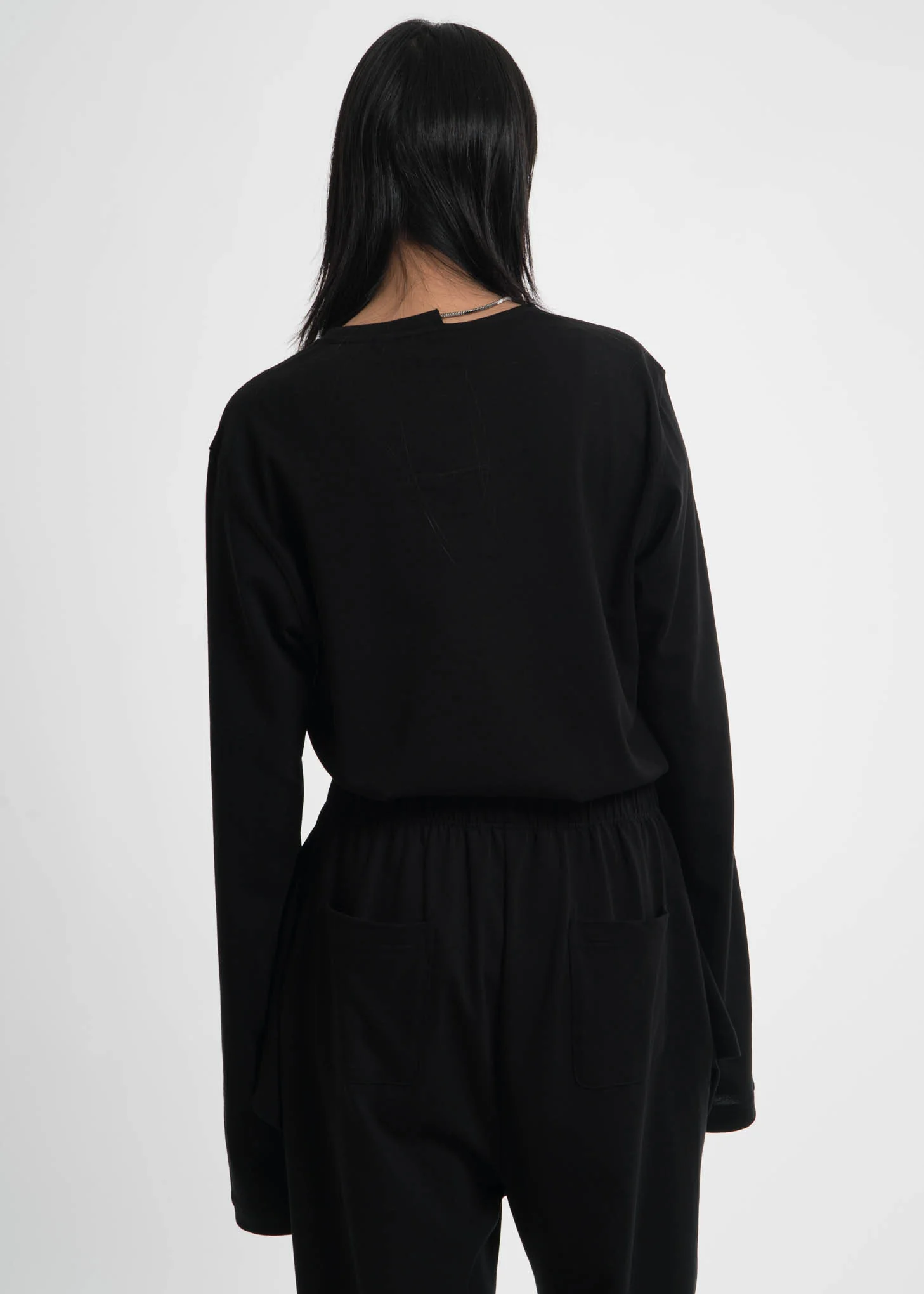 Black Necklace Crewneck - Image 3