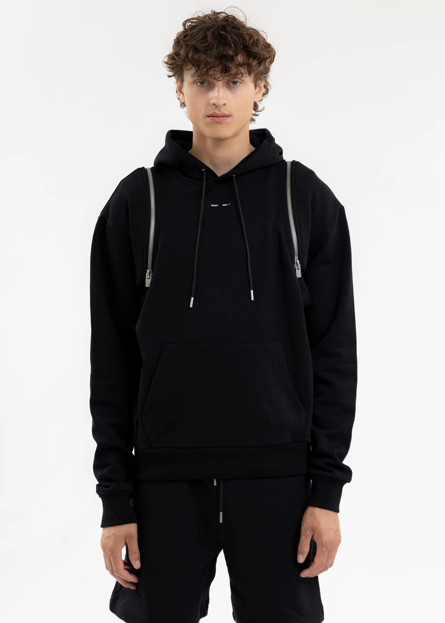 BLACK NEREUS HOODIE