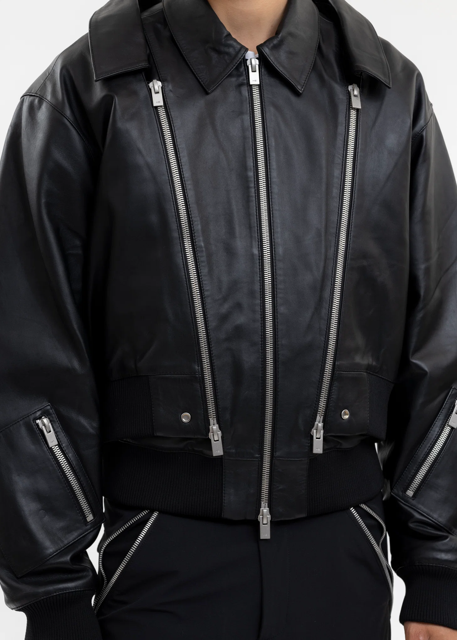 BLACK NIVEOUS LEATHER JACKET - Image 5