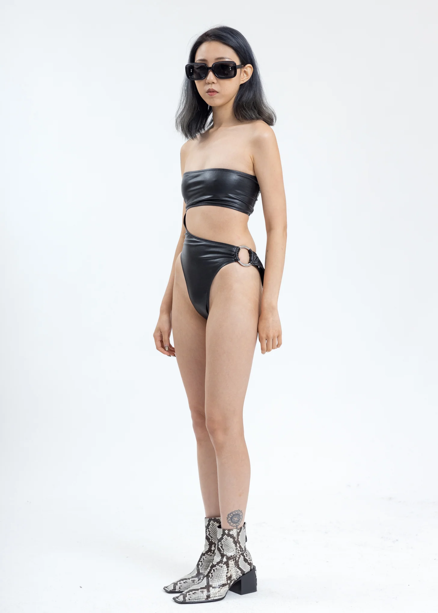 Black O-Ring One Piece Swimsuit - Image 4
