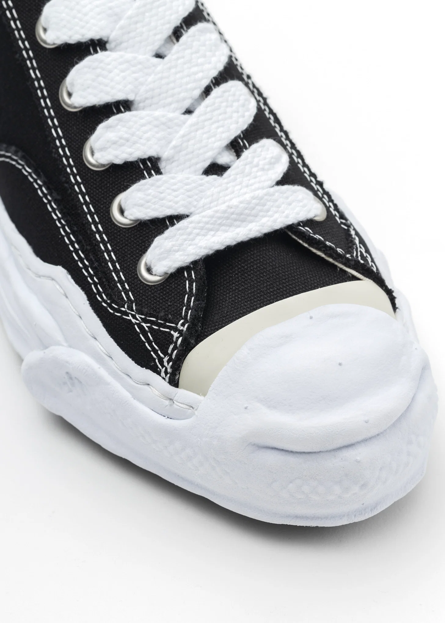 Black OG Sole Canvas Low-Top Sneaker (HANK LOW) - Image 4