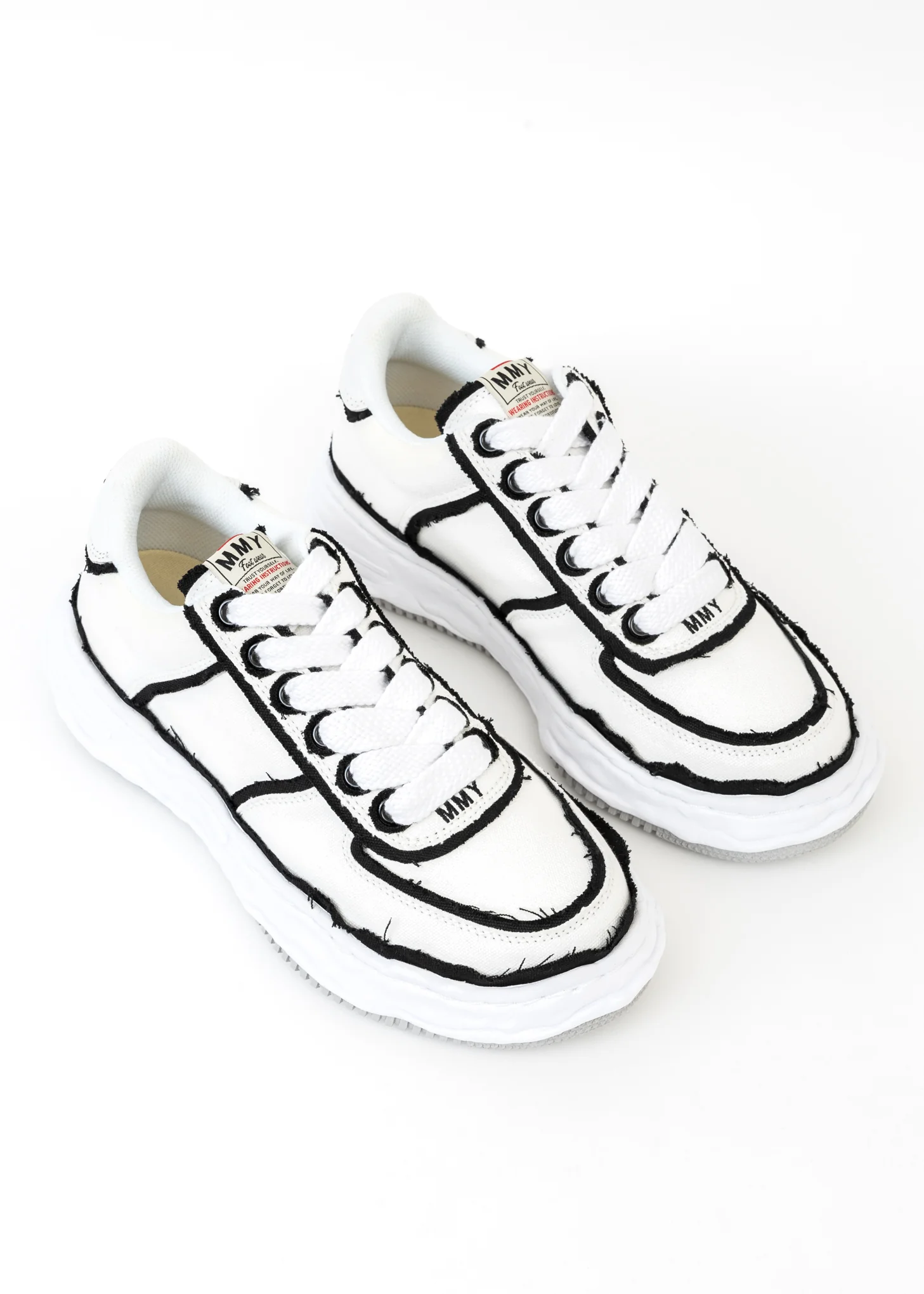 White OG Sole Overhanging Canvas Low-Top Sneaker (WAYNE LOW)