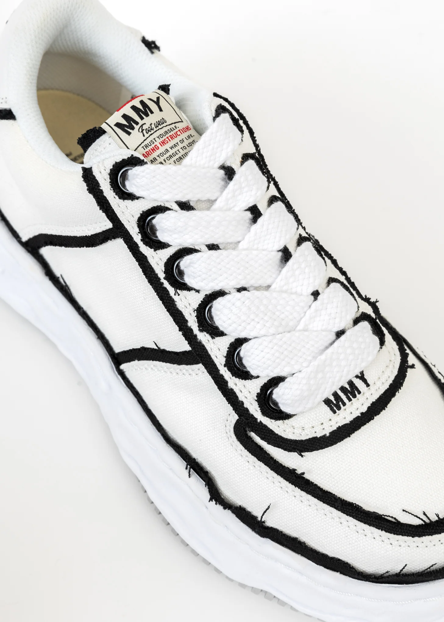 White OG Sole Overhanging Canvas Low-Top Sneaker (WAYNE LOW) - Image 4