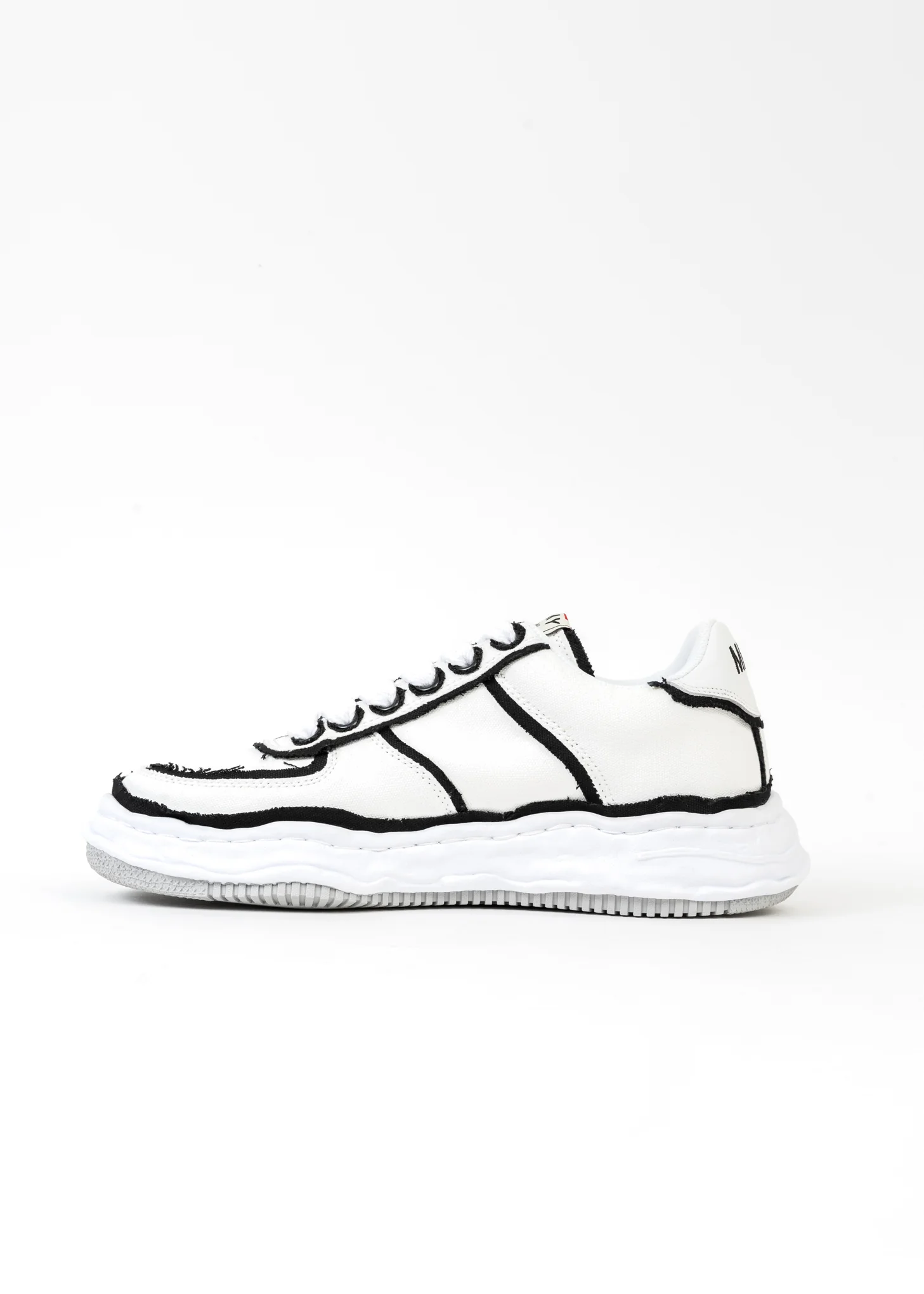 White OG Sole Overhanging Canvas Low-Top Sneaker (WAYNE LOW) - Image 5