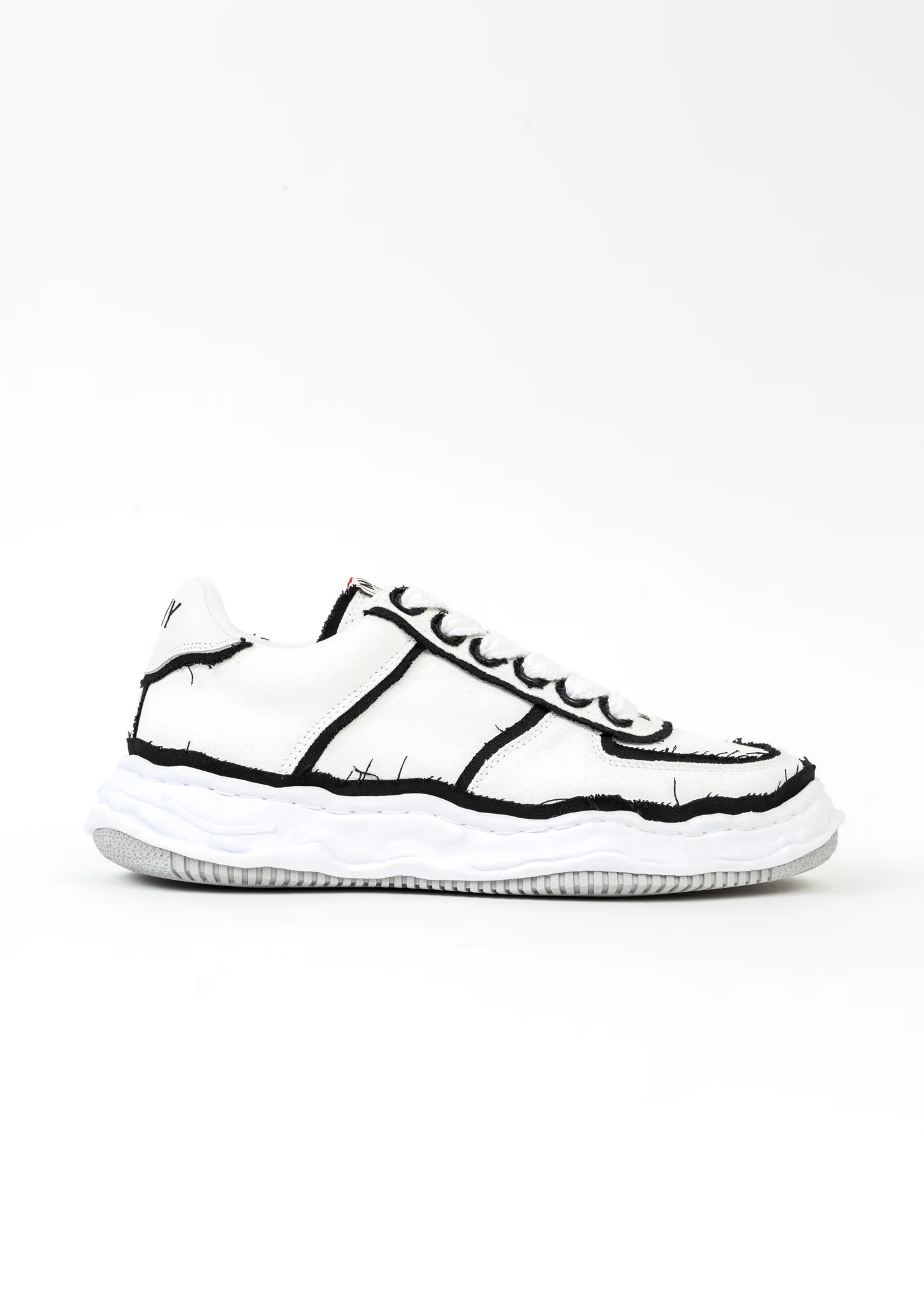 White OG Sole Overhanging Canvas Low-Top Sneaker (WAYNE LOW) - Image 6