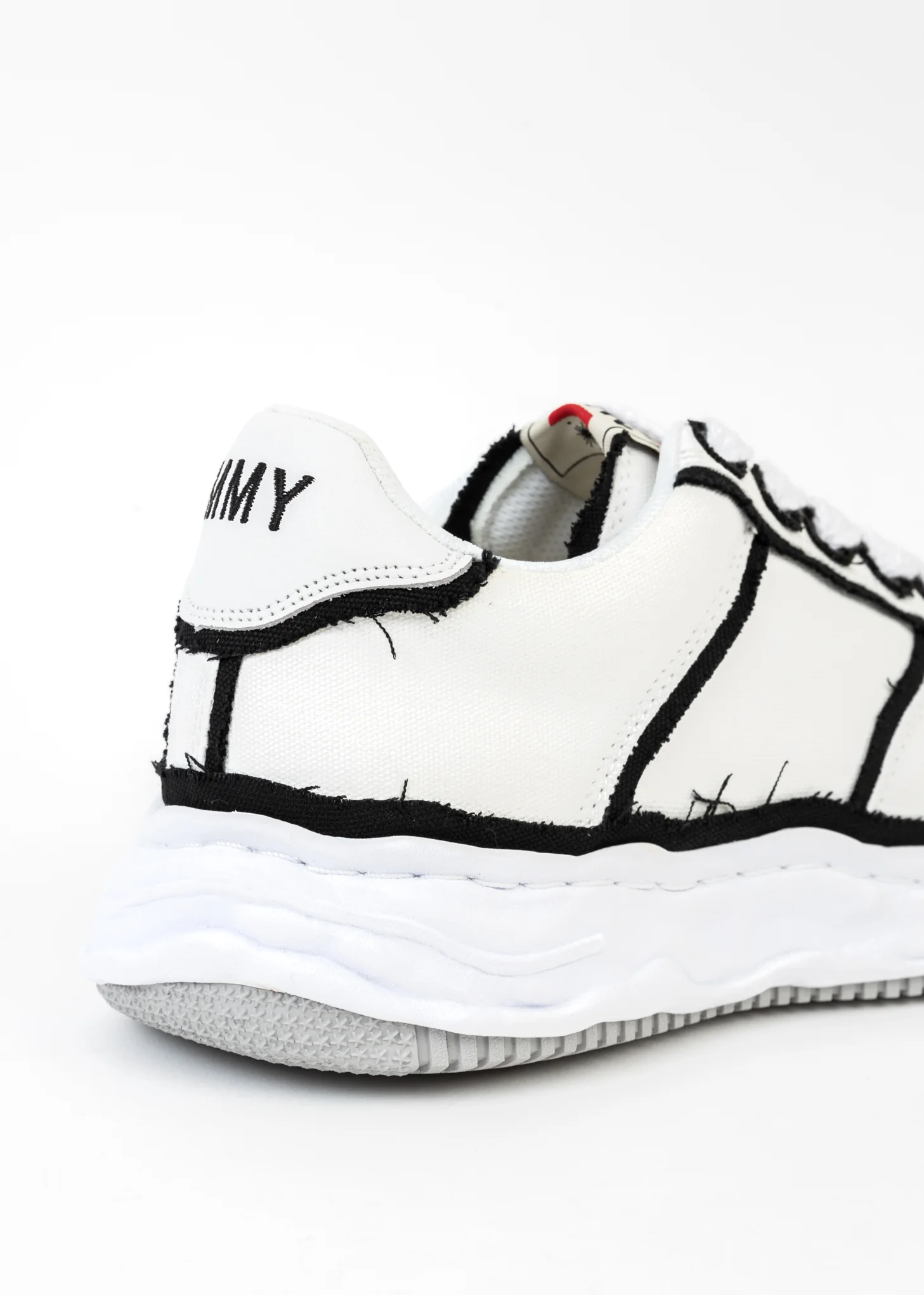 White OG Sole Overhanging Canvas Low-Top Sneaker (WAYNE LOW) - Image 7