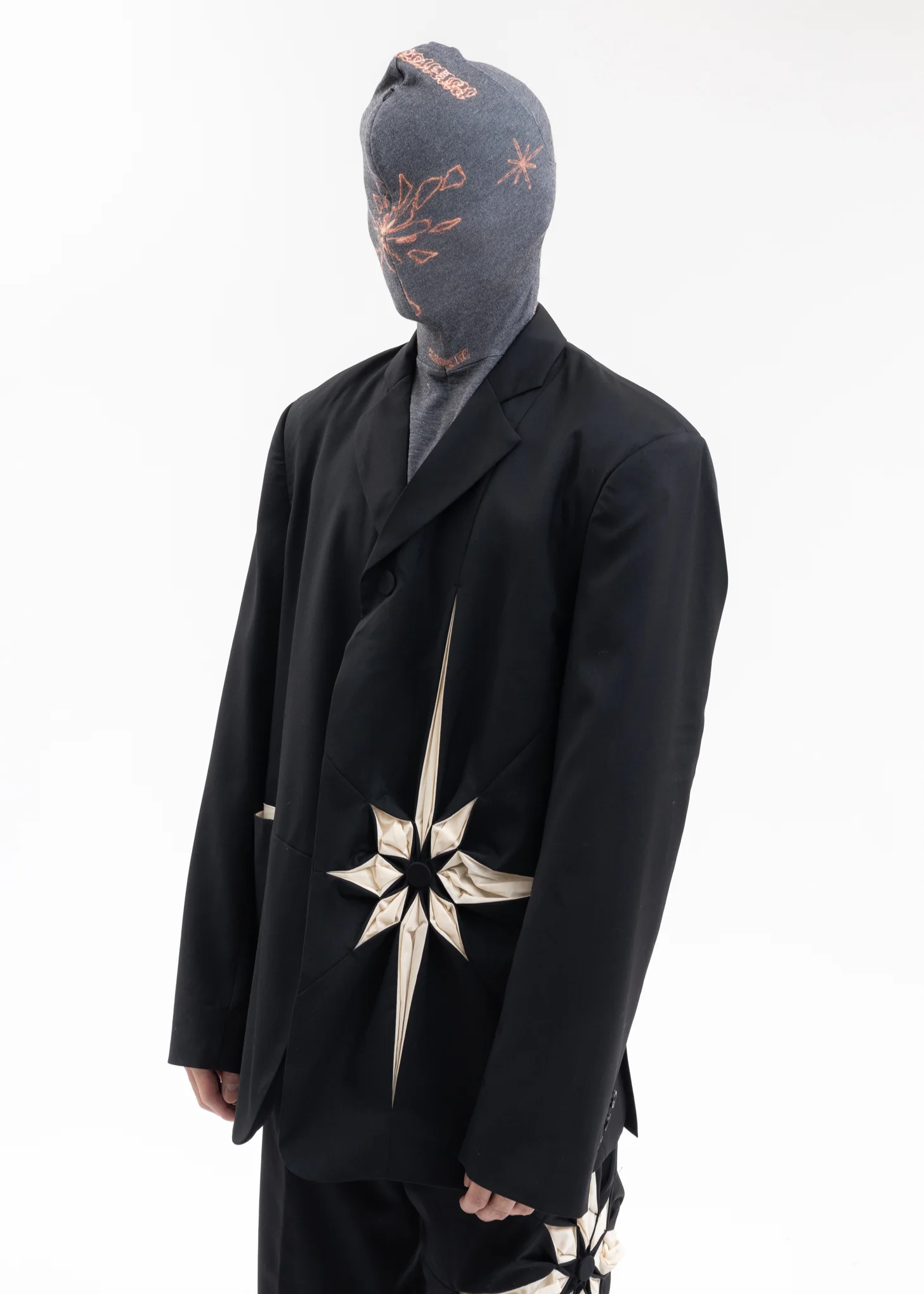 BLACK ORIGAMI FLOWER BLAZER - Image 3