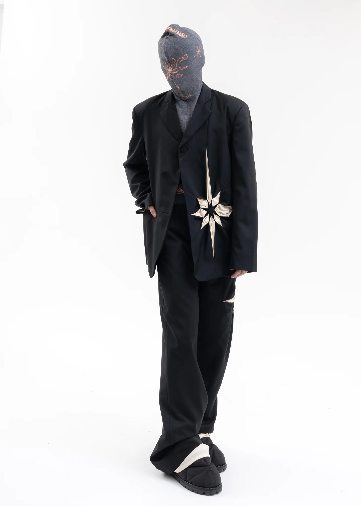 BLACK ORIGAMI FLOWER PANTS - Image 8