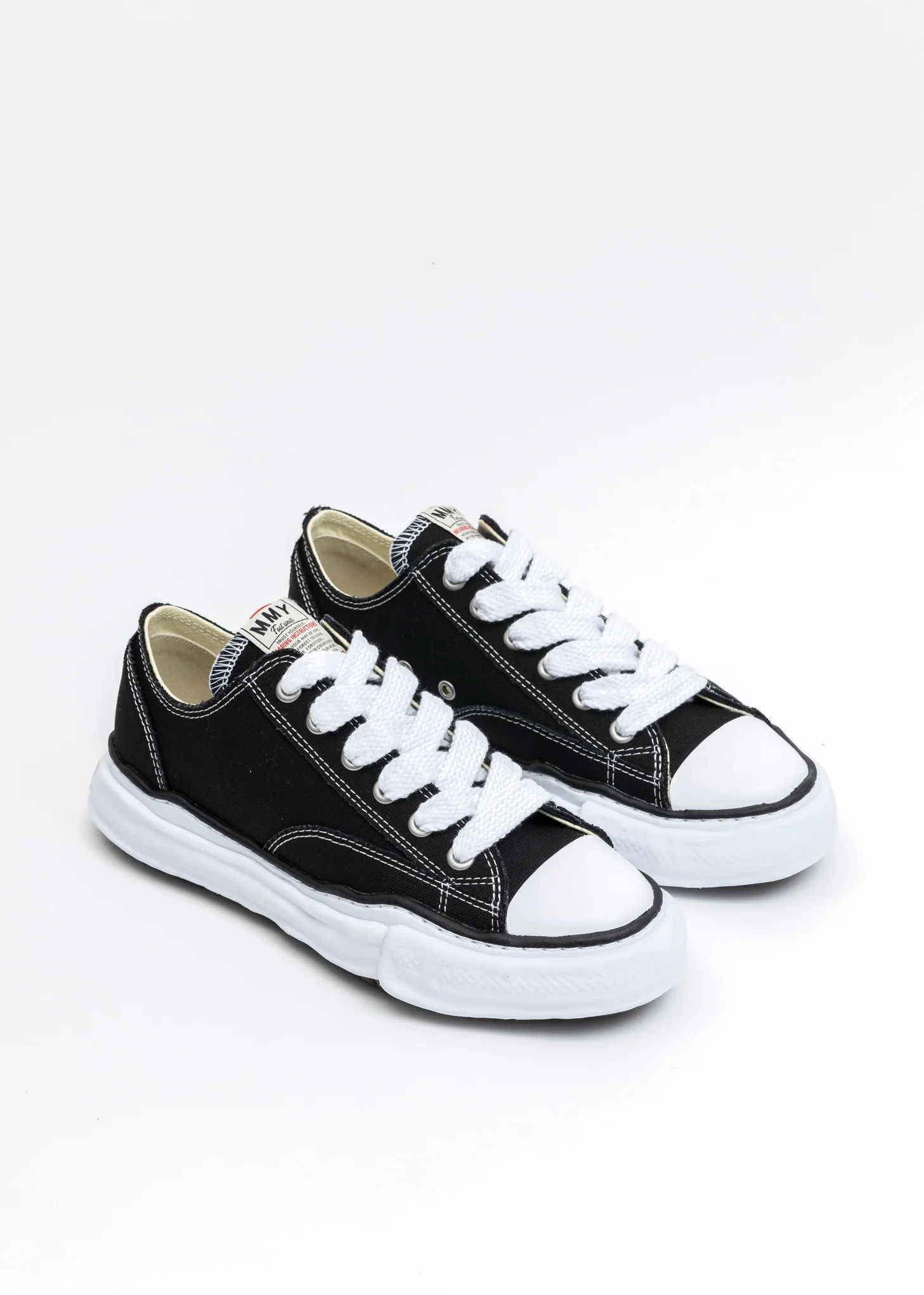 Black Original Sole Canvas Lowcut Sneaker (PETERSON LOW)