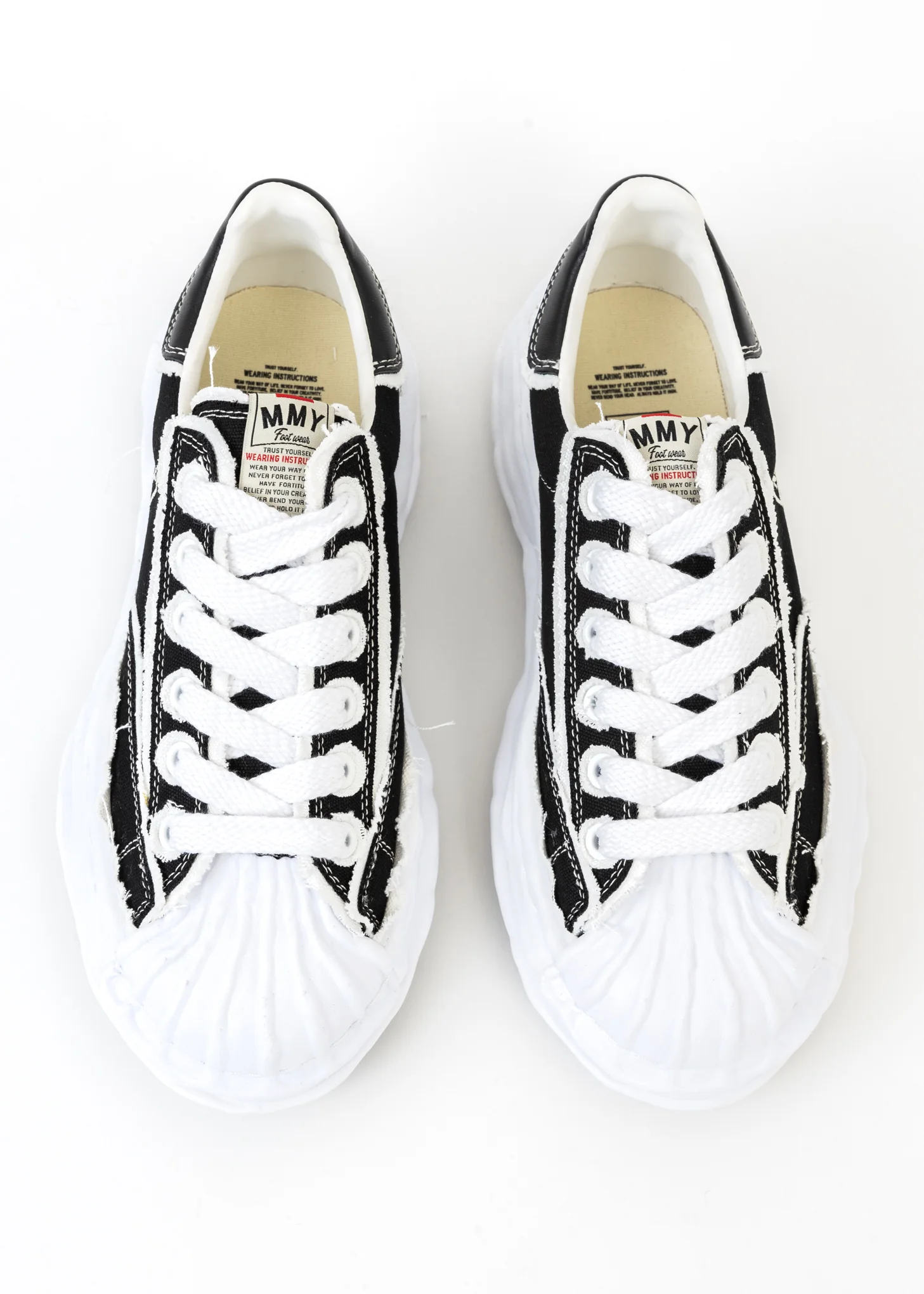 Black Original Sole Double-Layered Canvas Low-Top Sneaker (BLAKEY LOW) - Image 3