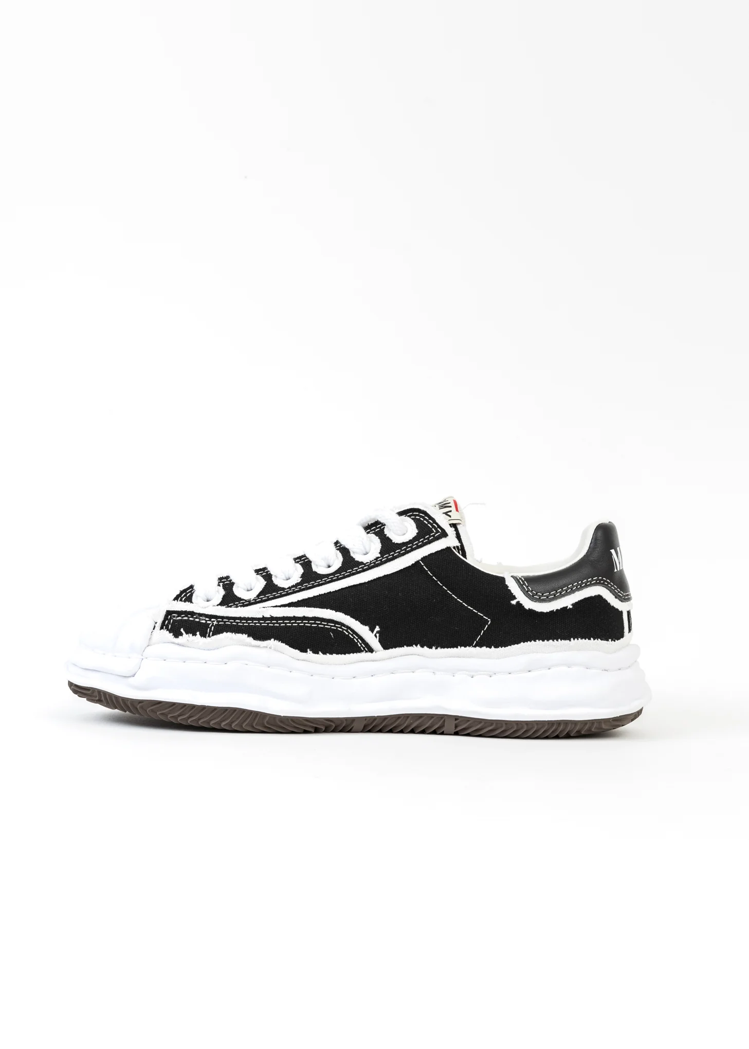 Black Original Sole Double-Layered Canvas Low-Top Sneaker (BLAKEY LOW) - Image 5