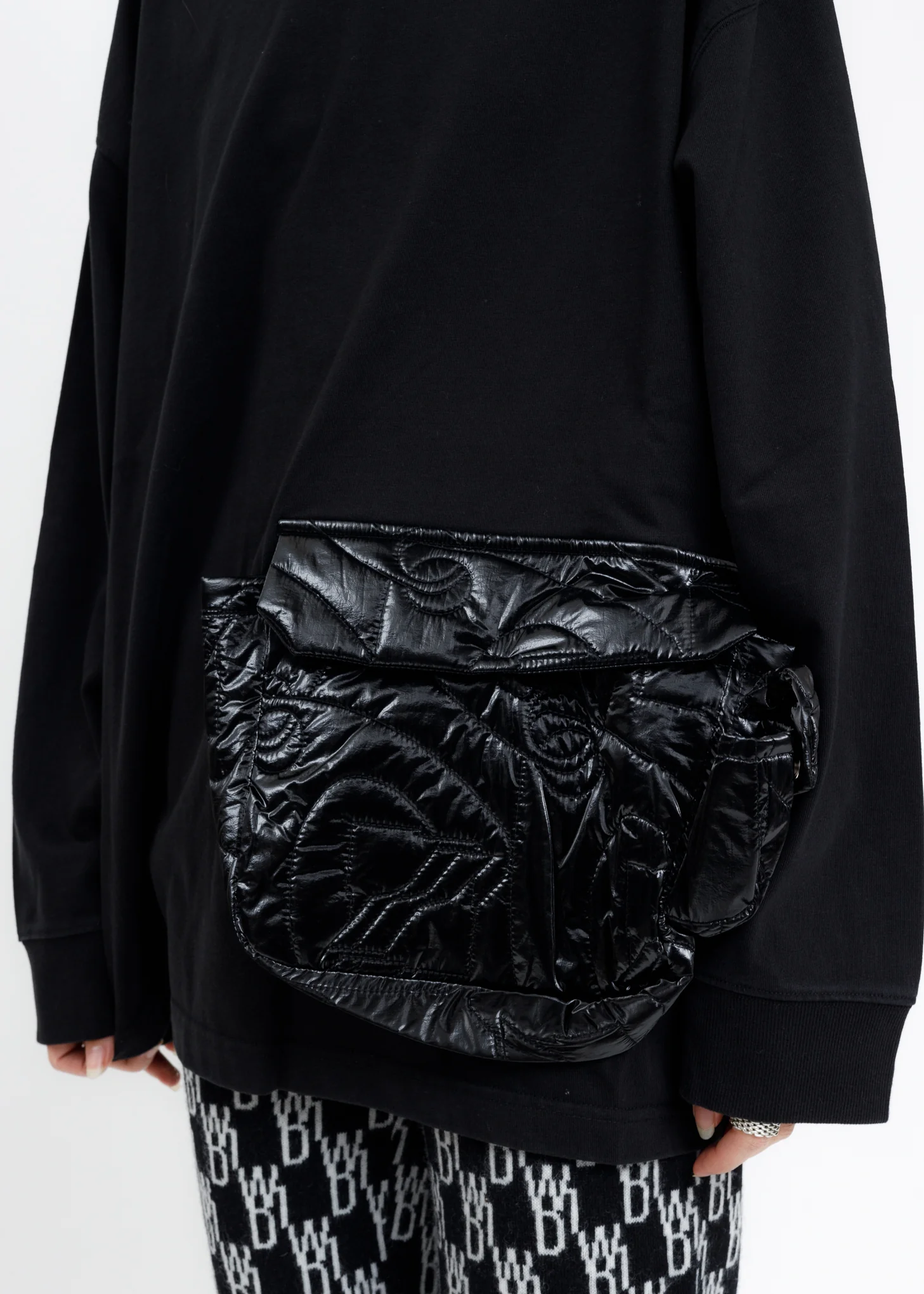Black Oversize Cargo Pocket Long Sleeves - Image 2