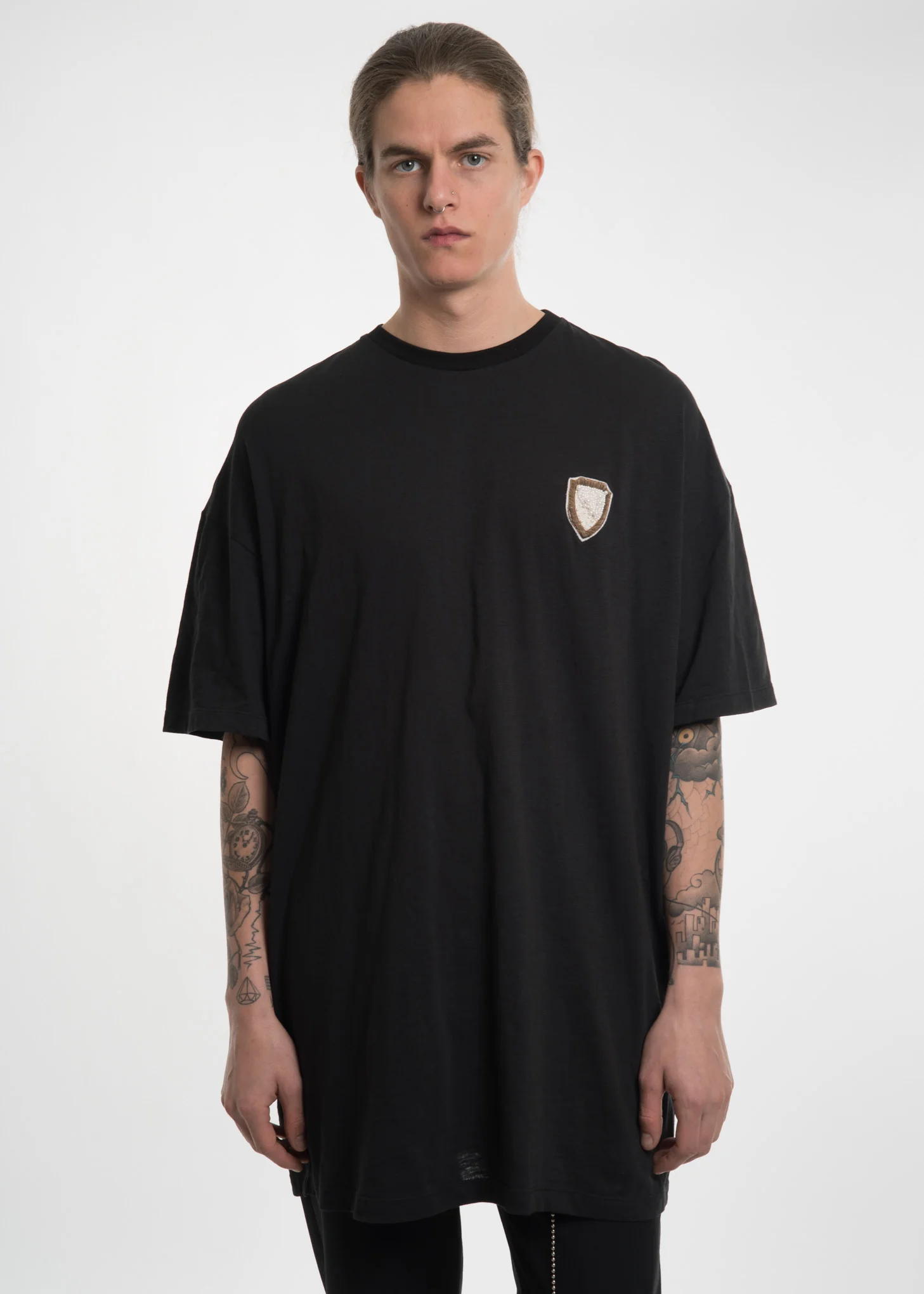 Black Oversized Crest T-Shirt w/ Pearls