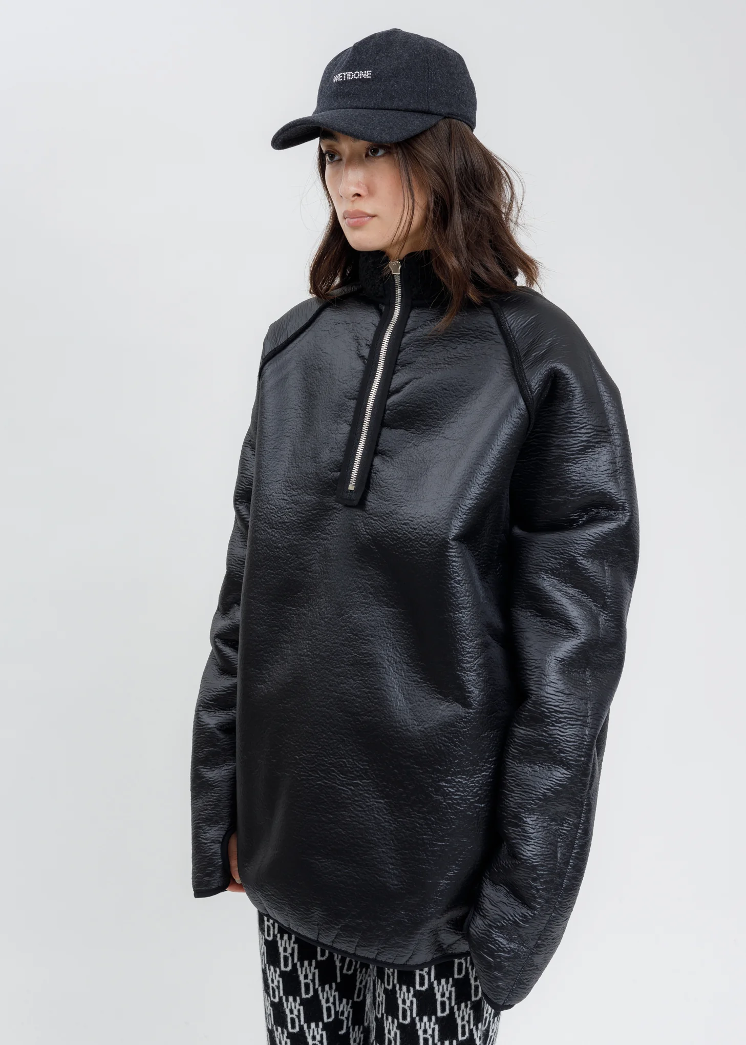 Black Oversized Fleece Sweatshirt - Image 11