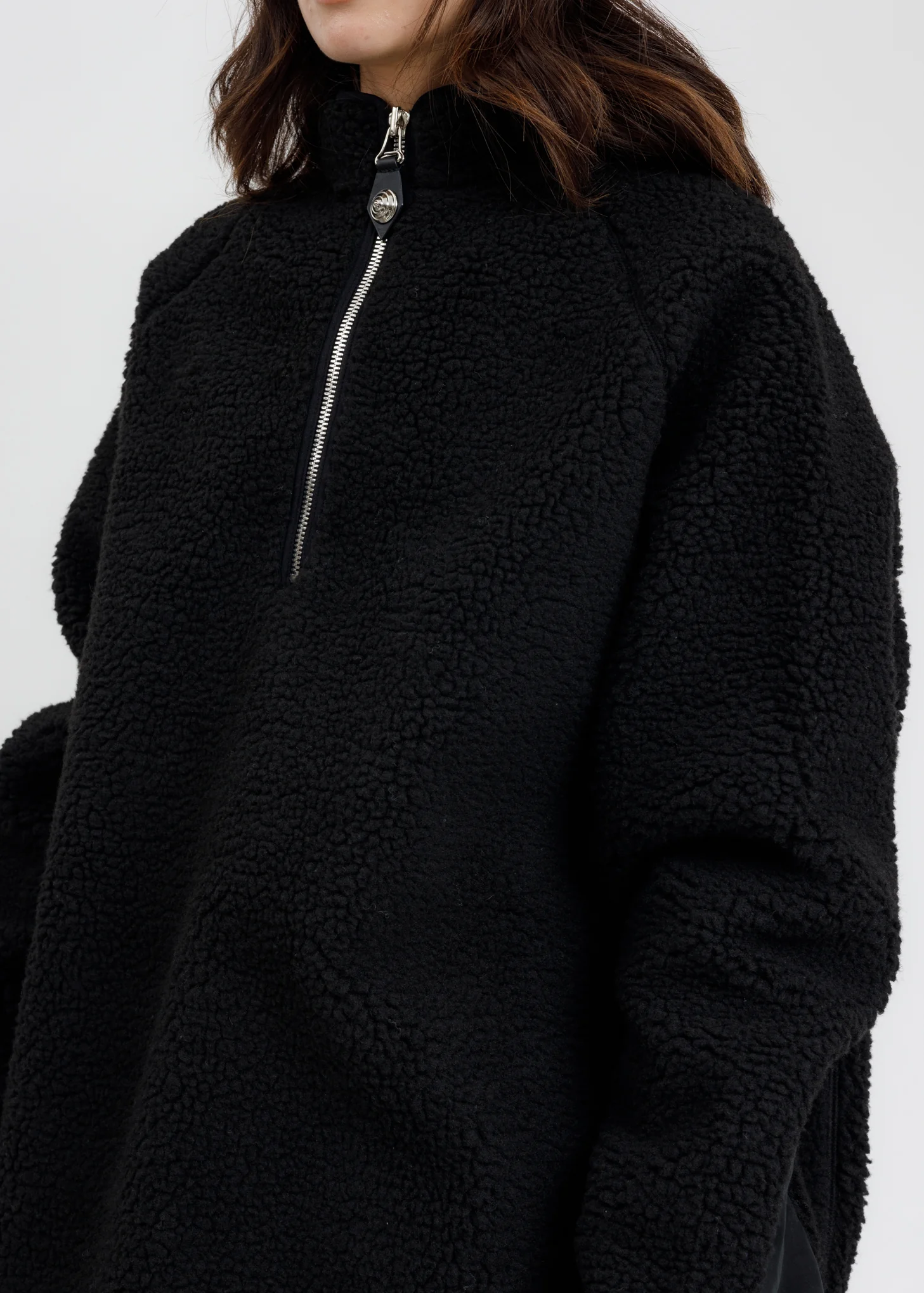 Black Oversized Fleece Sweatshirt - Image 4