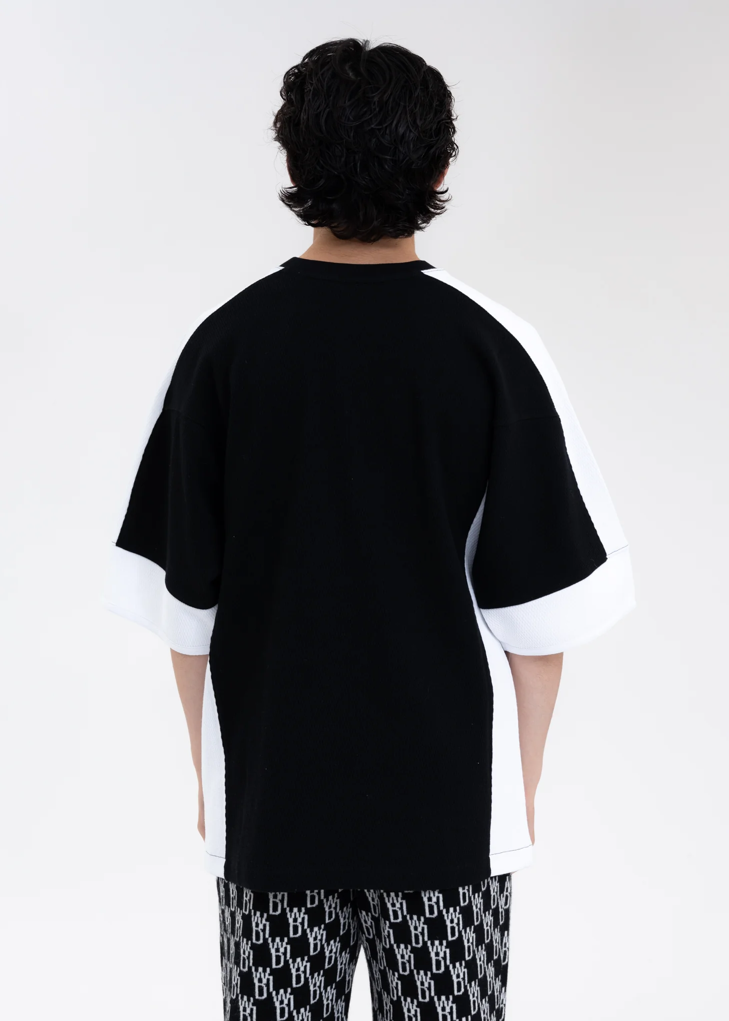 BLACK OVERSIZED FOOTBALL SHIRT - Image 4