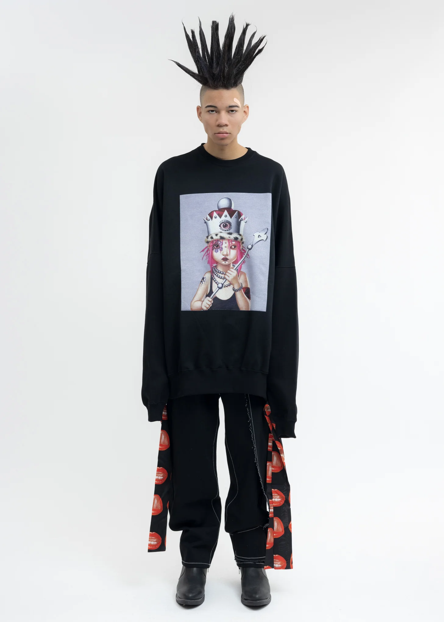 Black Oversized Pullover Sweater - Queen Alice Artwork by TREVOR BROWN