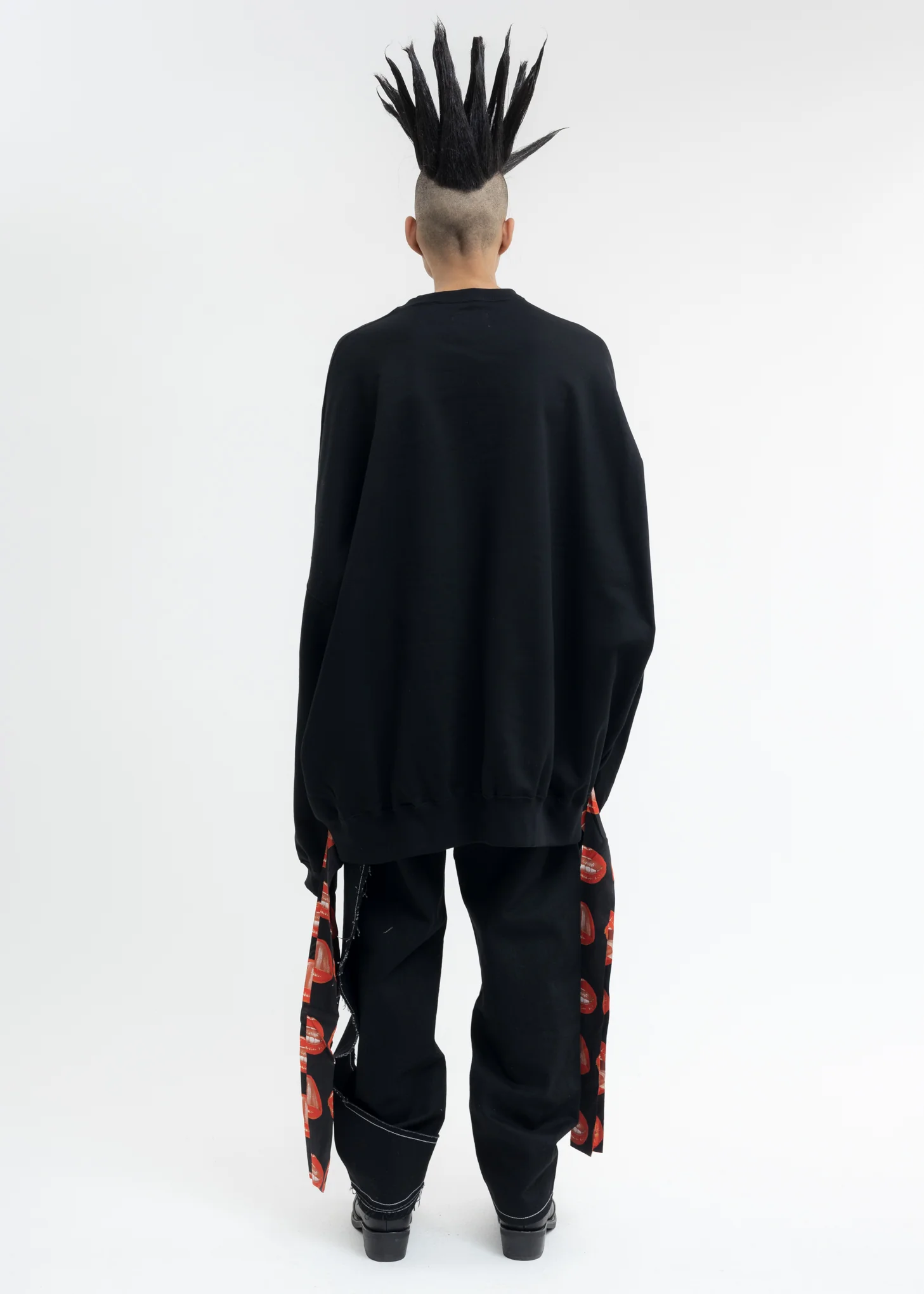 Black Oversized Pullover Sweater - Queen Alice Artwork by TREVOR BROWN - Image 4