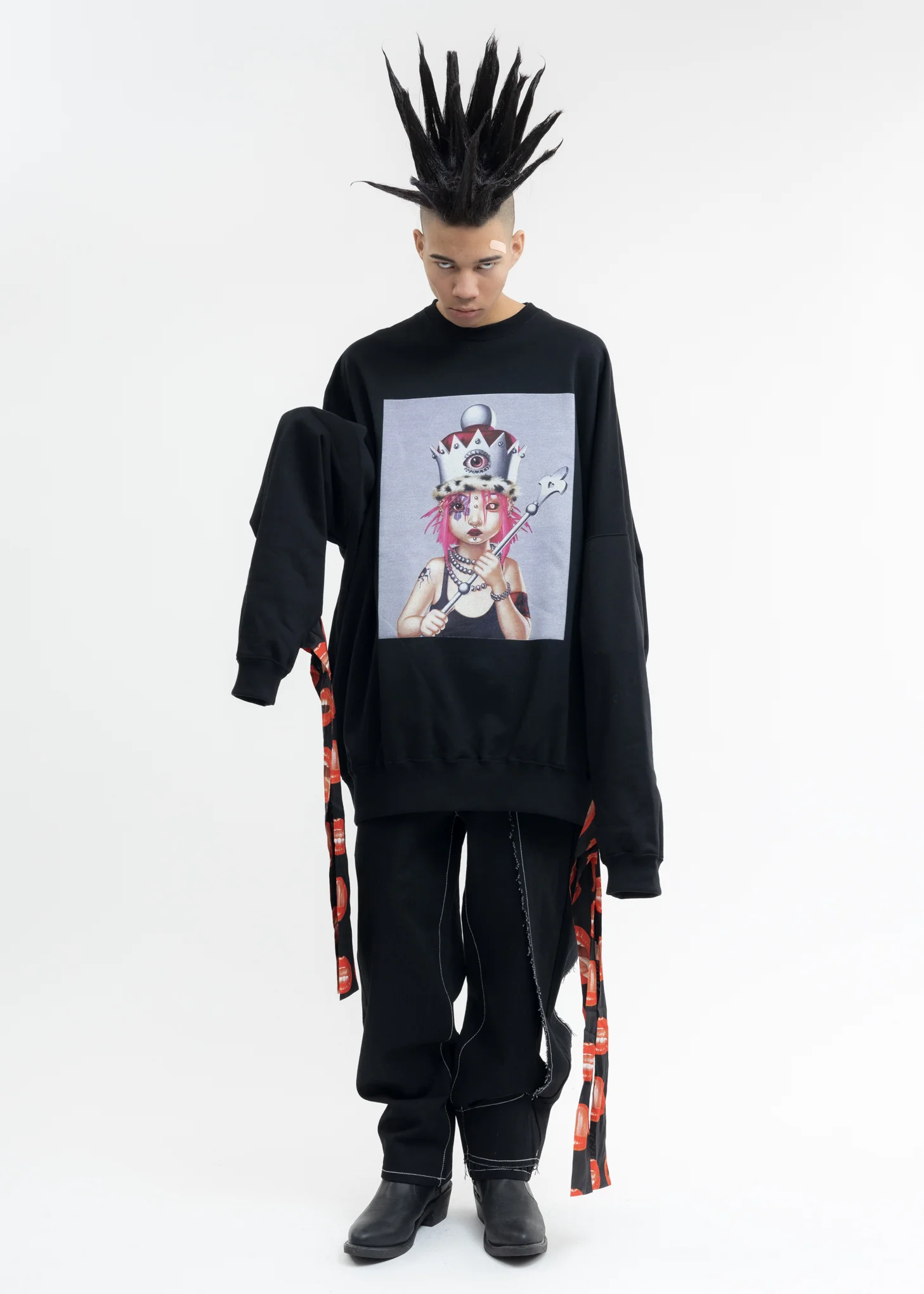 Black Oversized Pullover Sweater - Queen Alice Artwork by TREVOR BROWN - Image 8