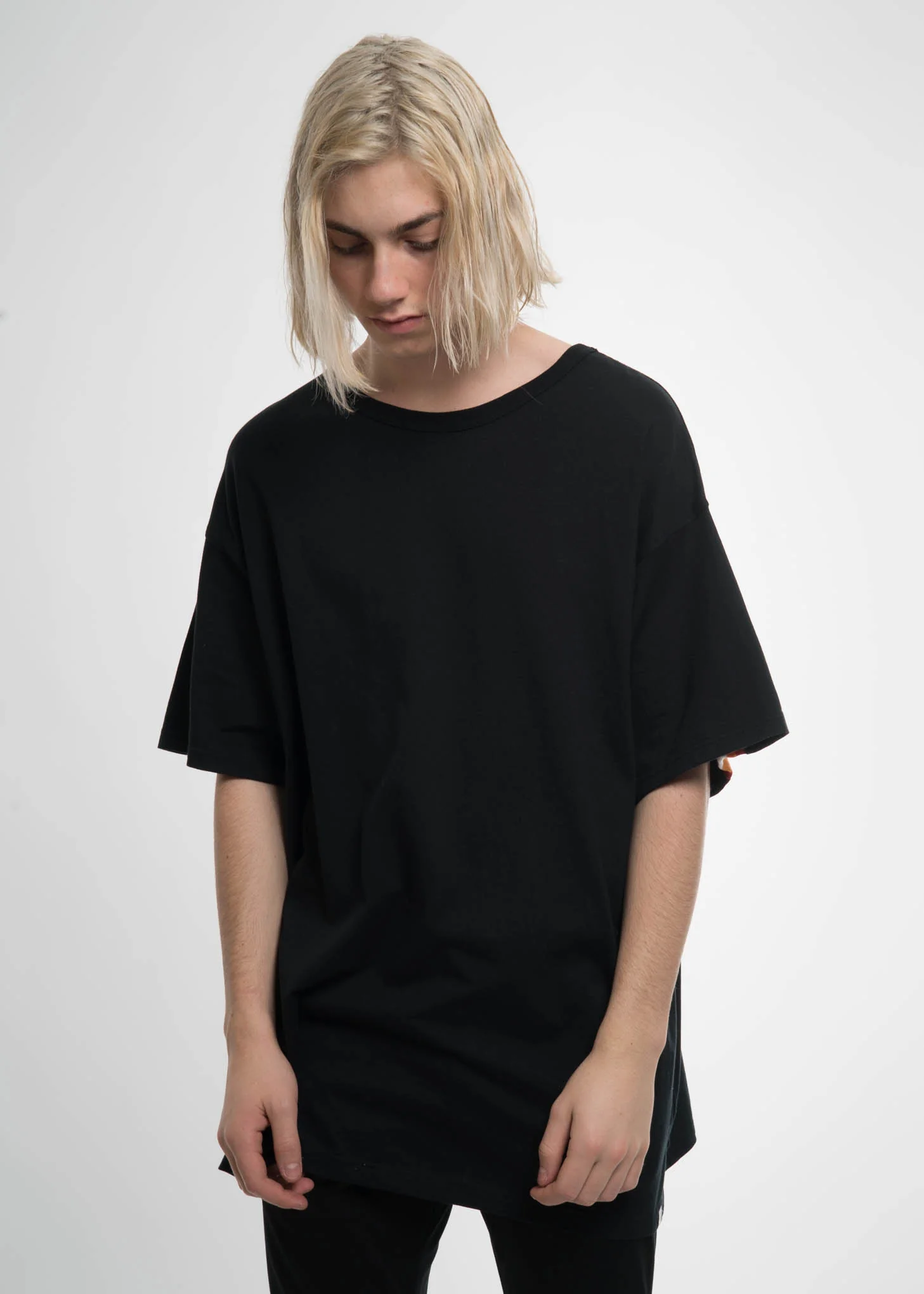 Black Oversized Rib Tee - Image 2