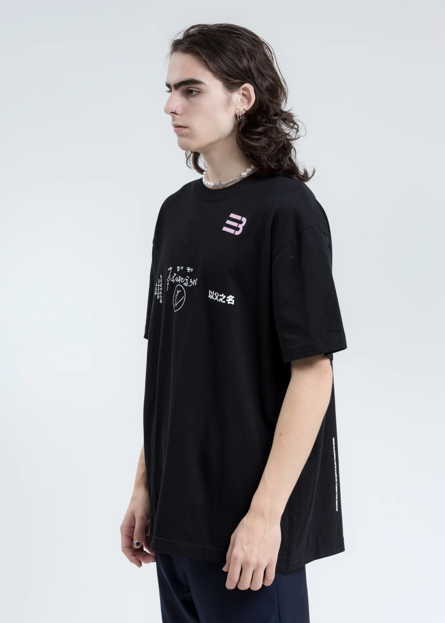 Black Oversized Sava T-Shirt - Image 3