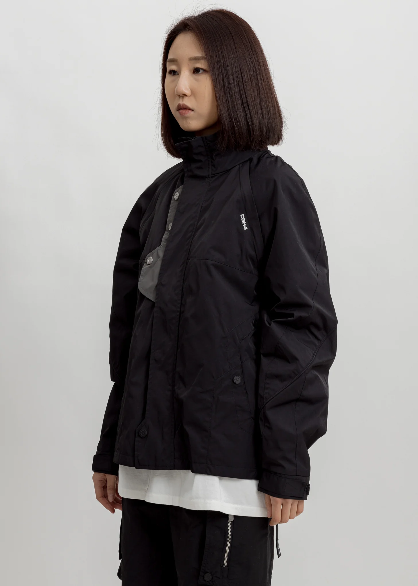 Black Panelled Intervein Stitch Convertible Track Jacket - Image 3