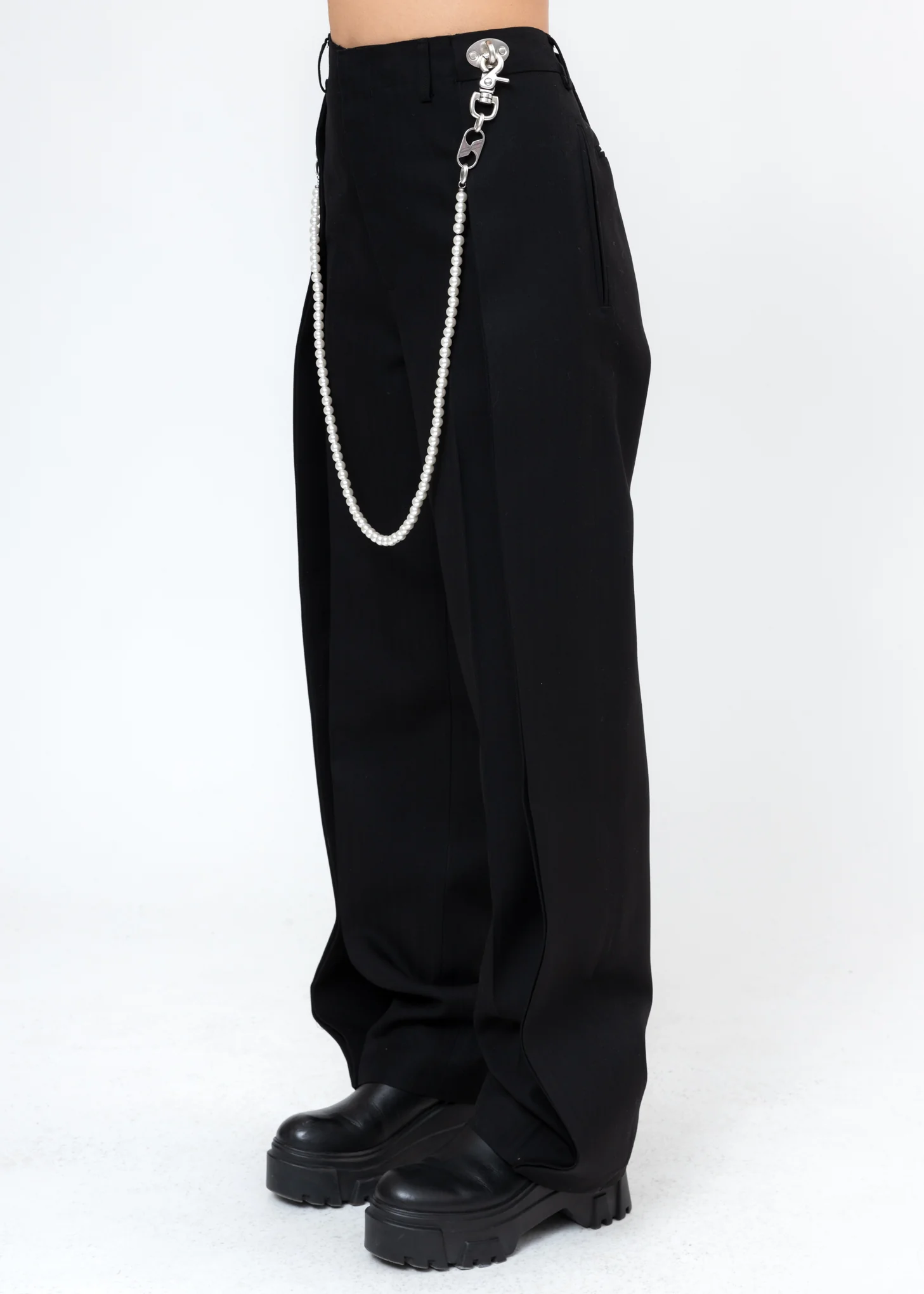 Black Pearl Chain Baggy Trouser - Image 3