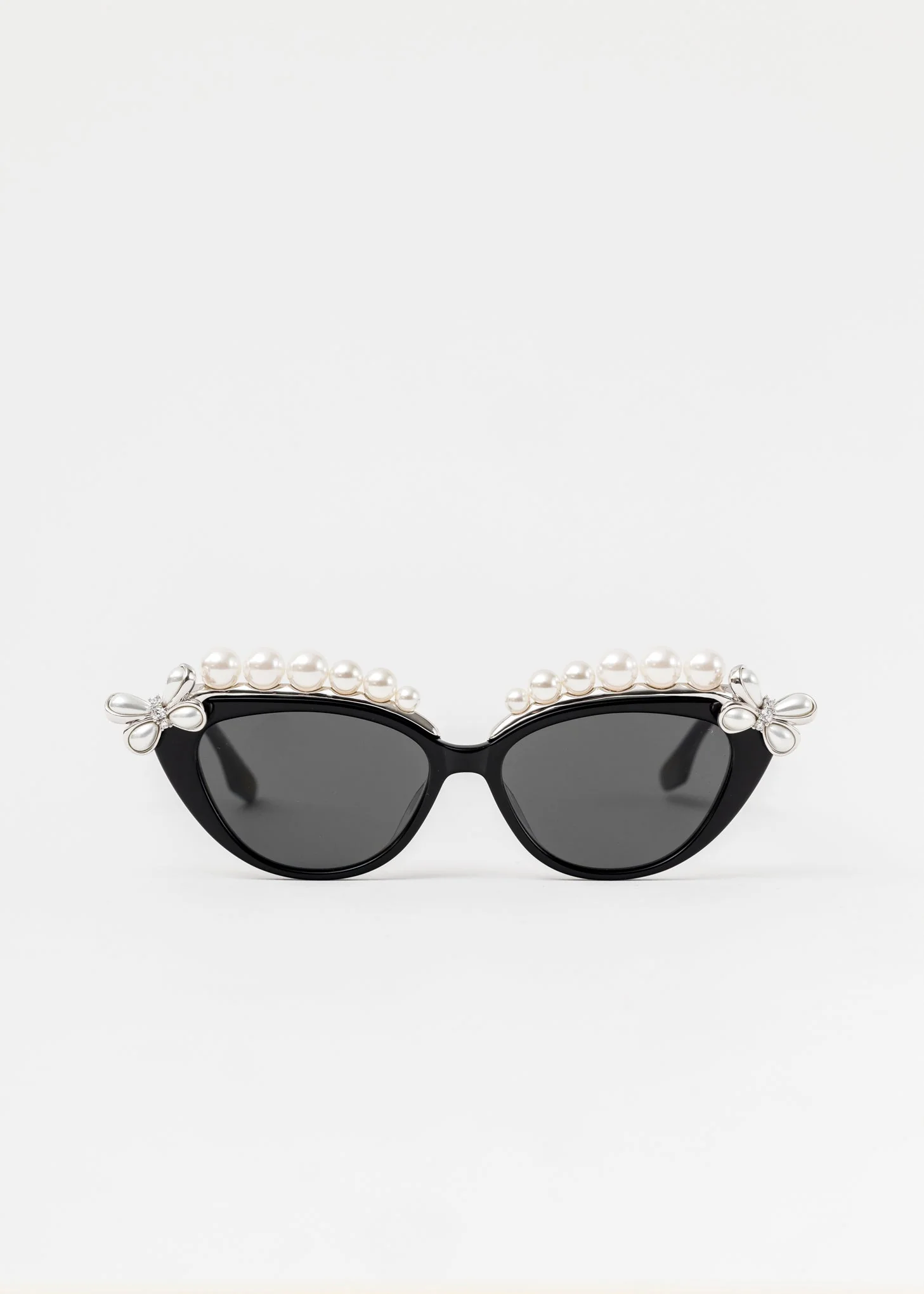 Black Pearl Eyebrow  Sunglasses (Plain)