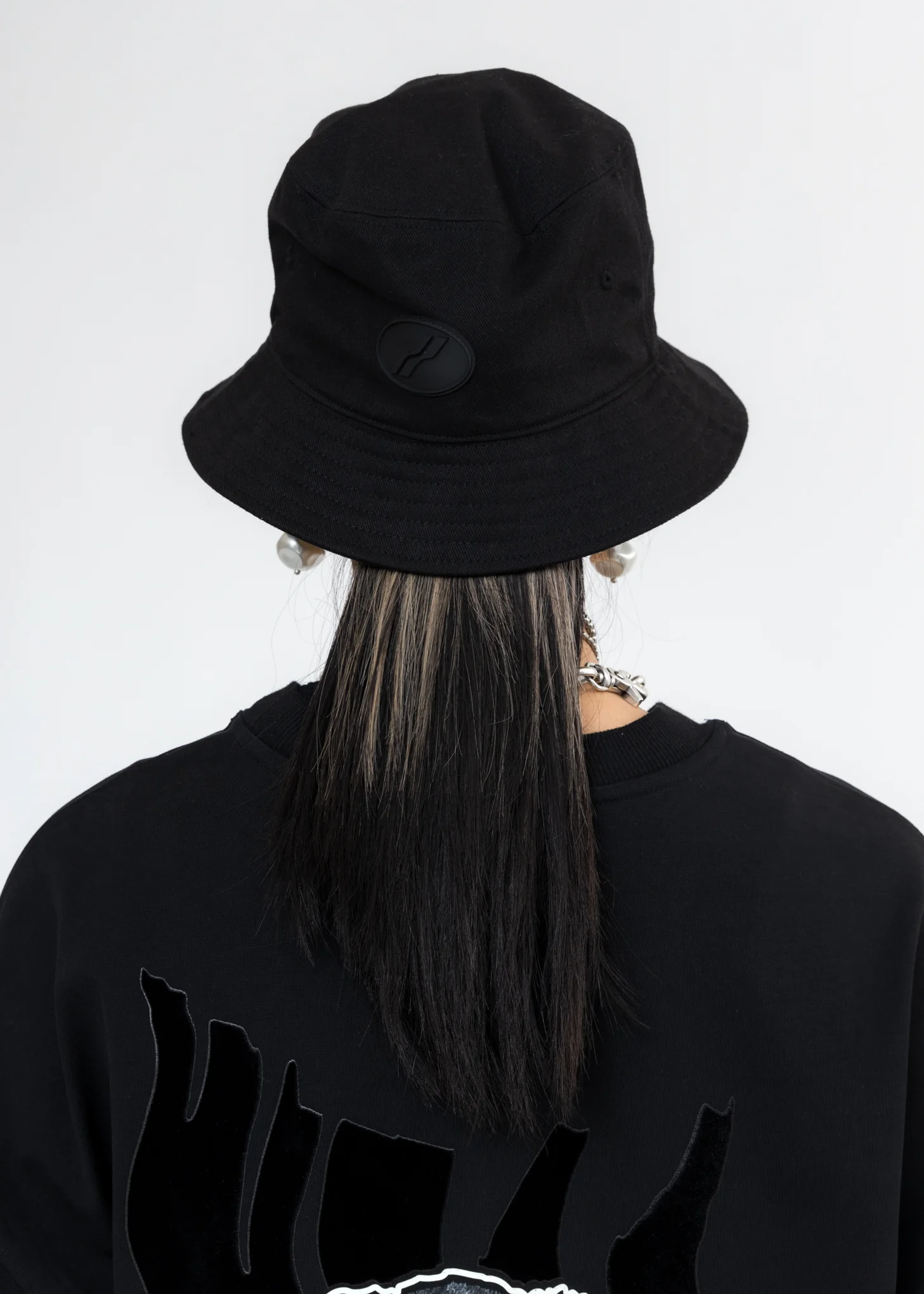 Black Pearl Logo Bucket Hat - Image 2