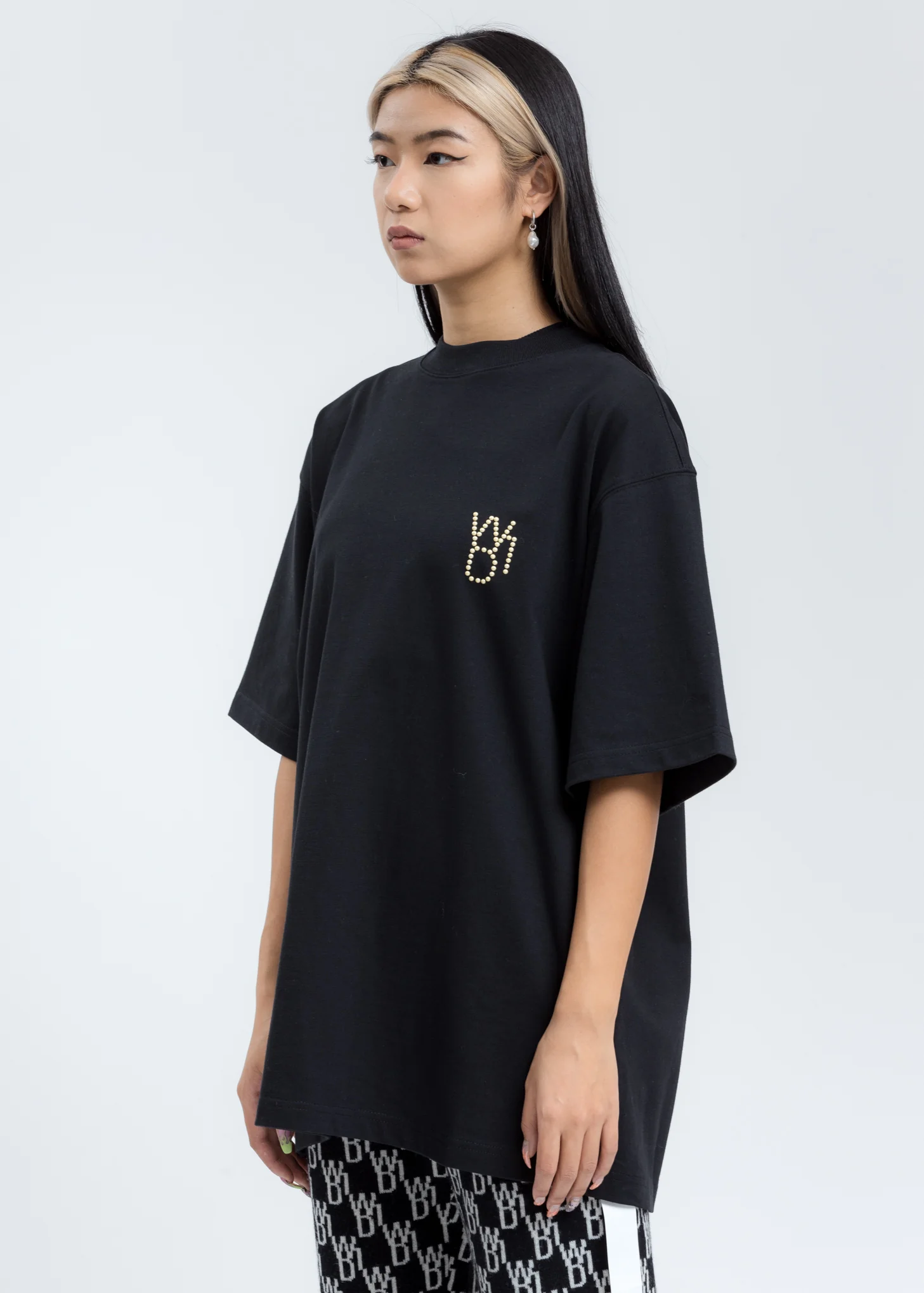 Black Pearl Logo T-Shirt - Image 3
