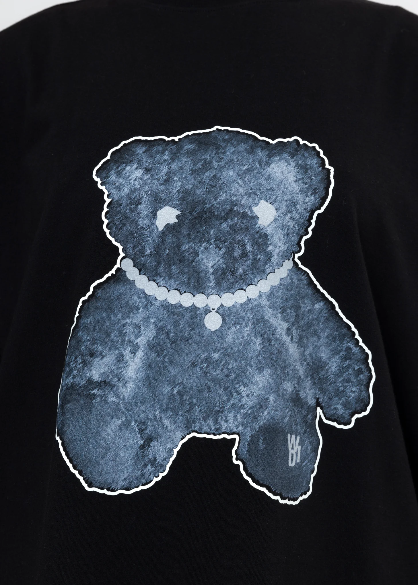 Black Pearl Necklace Teddy T-Shirt (Reflect) - Image 6