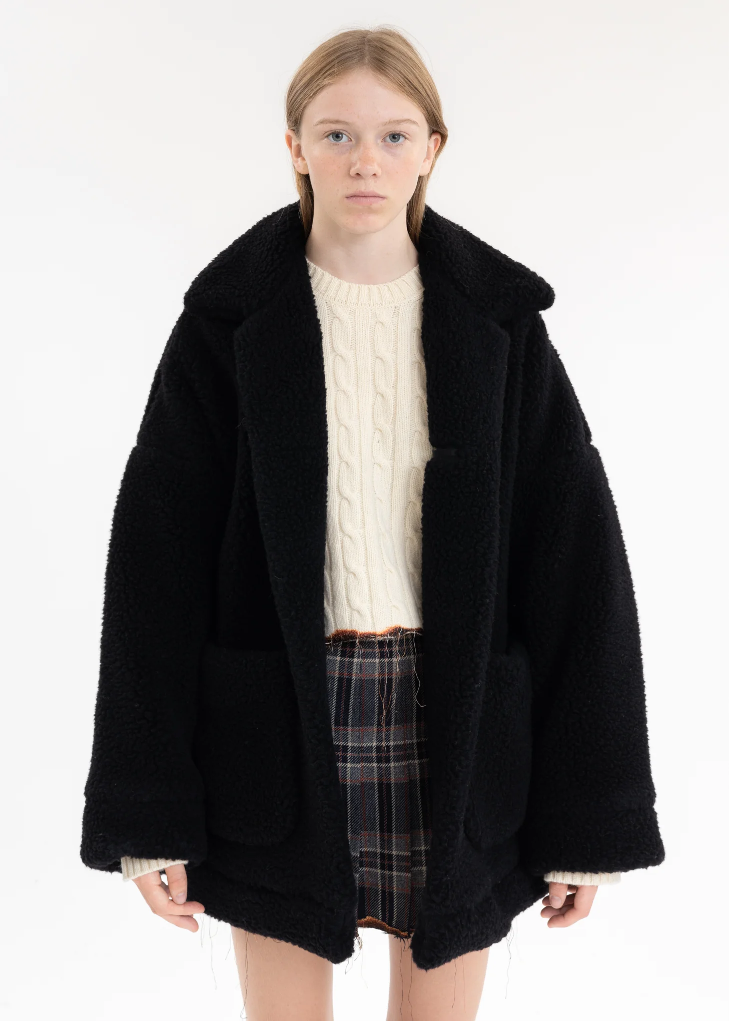 Black PHOTO STITCH EMBROIDERY FUR JACKET