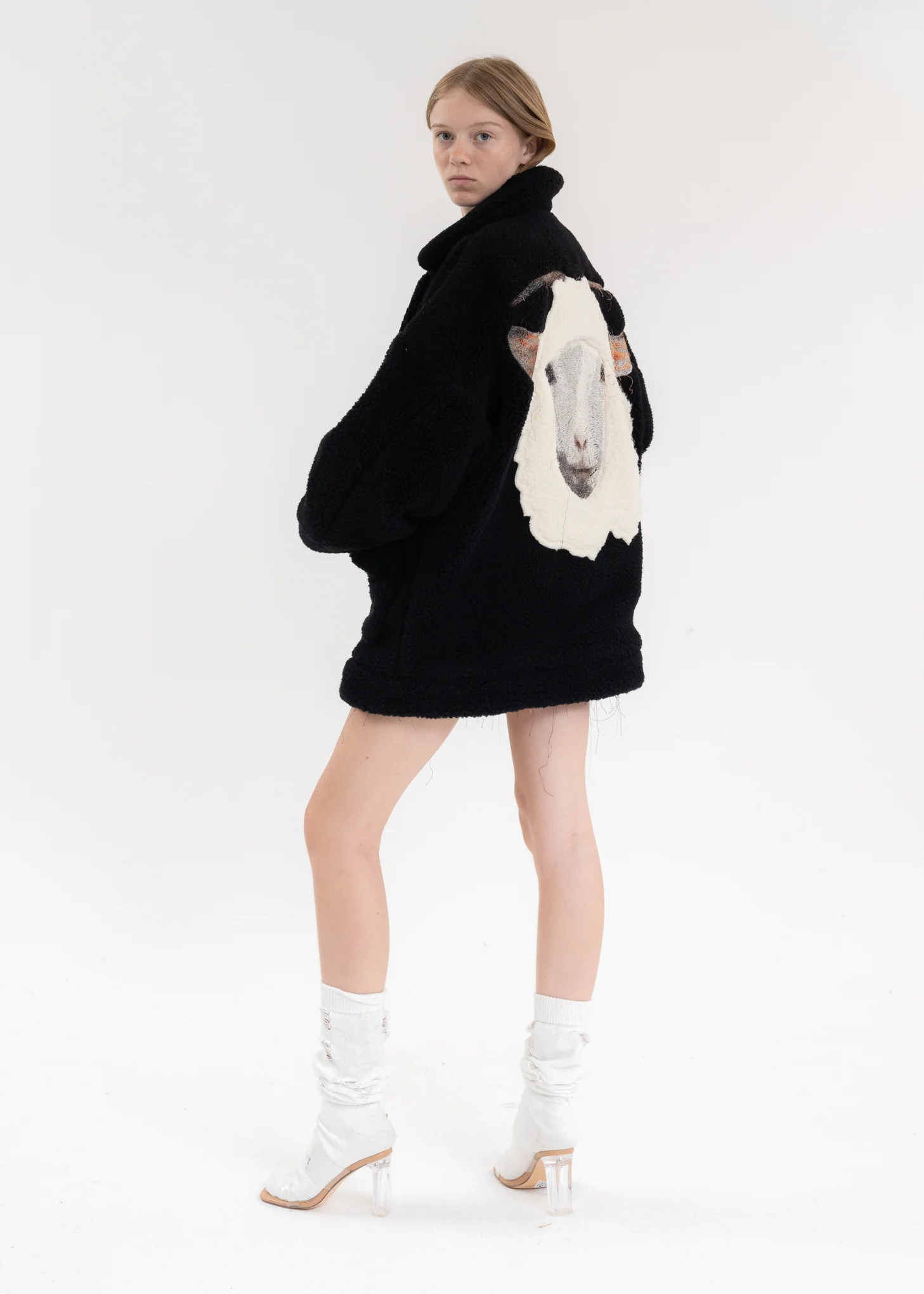Black PHOTO STITCH EMBROIDERY FUR JACKET - Image 6