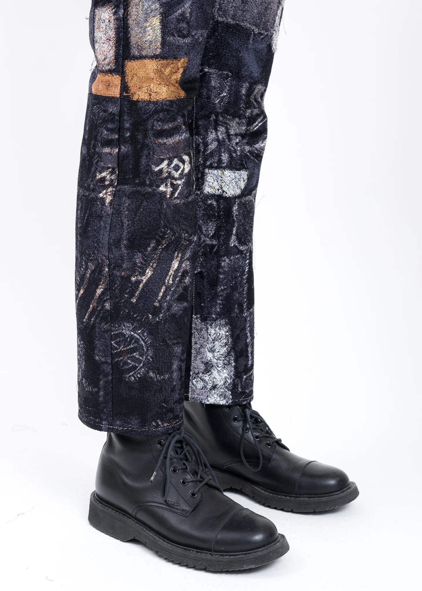 Black PHOTO STITCH Pants - Image 5