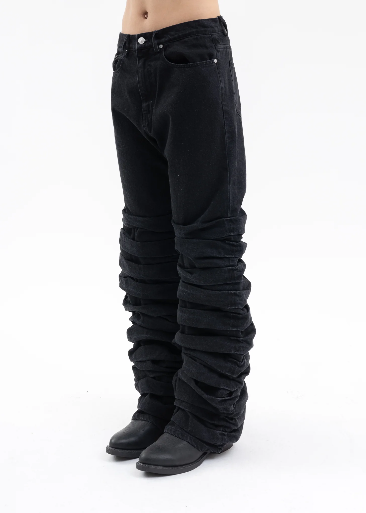 BLACK PLASTER DENIM PANTS