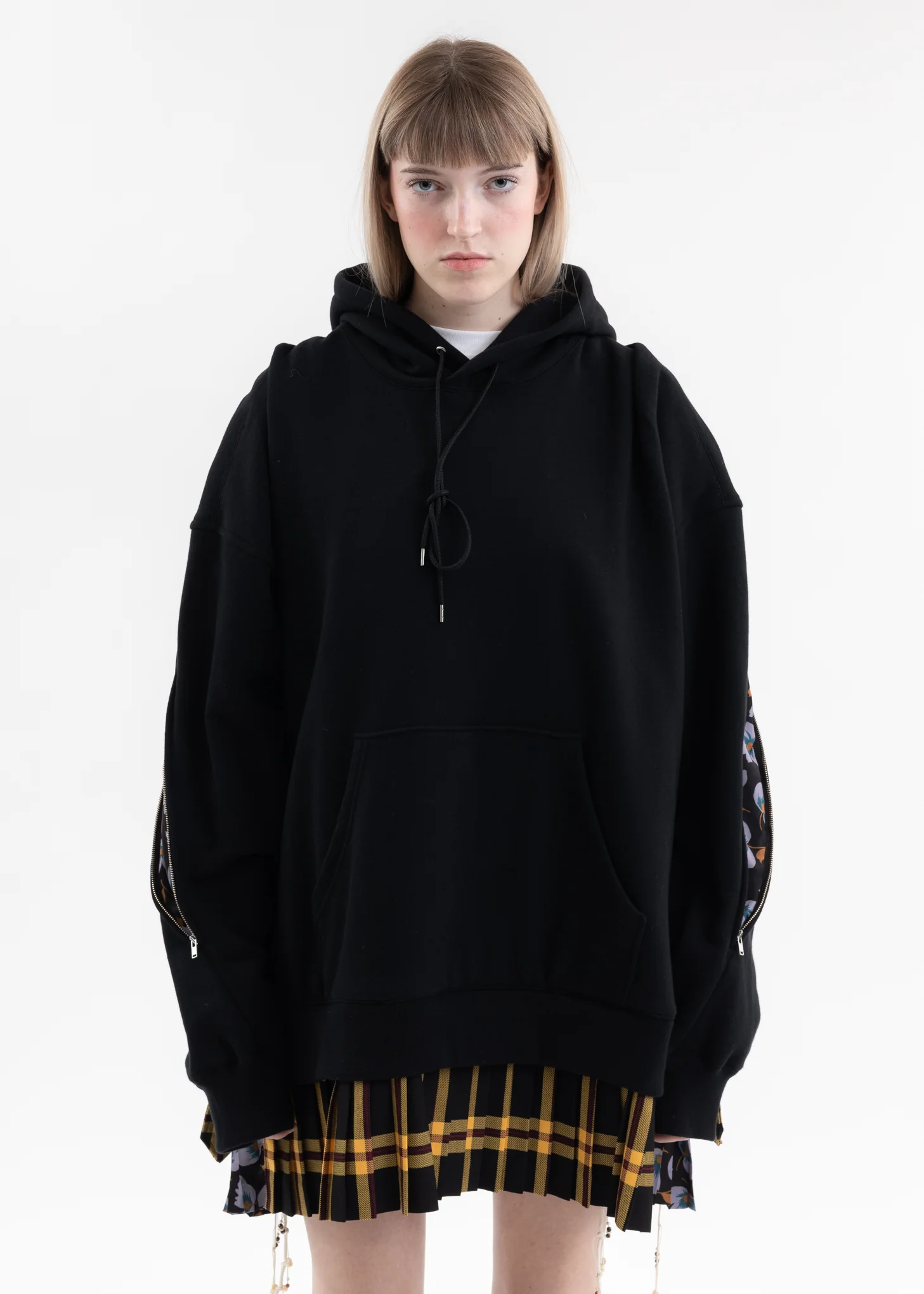 Black Pleats Sweat Hoodie - Image 6