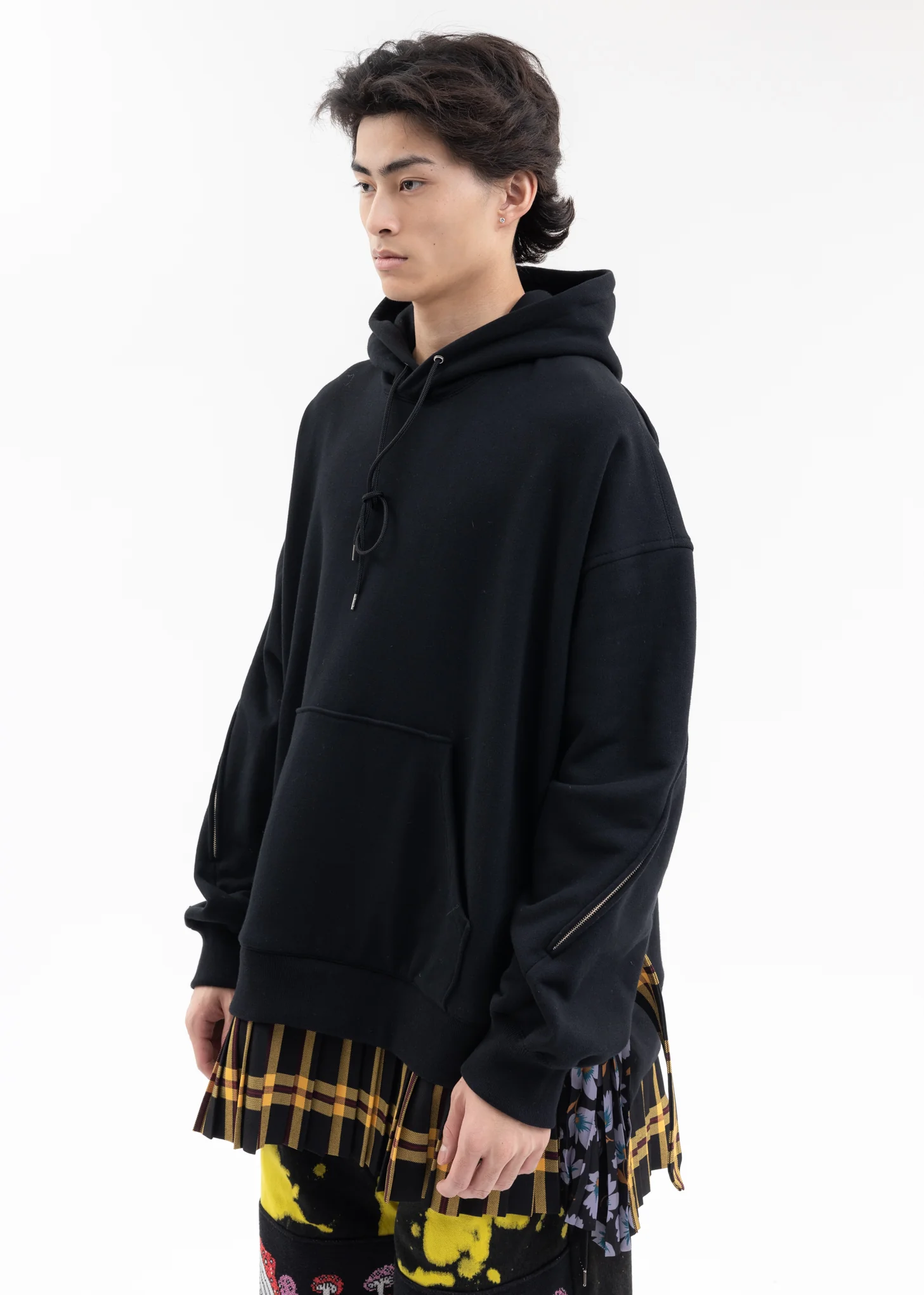 Black Pleats Sweat Hoodie - Image 3