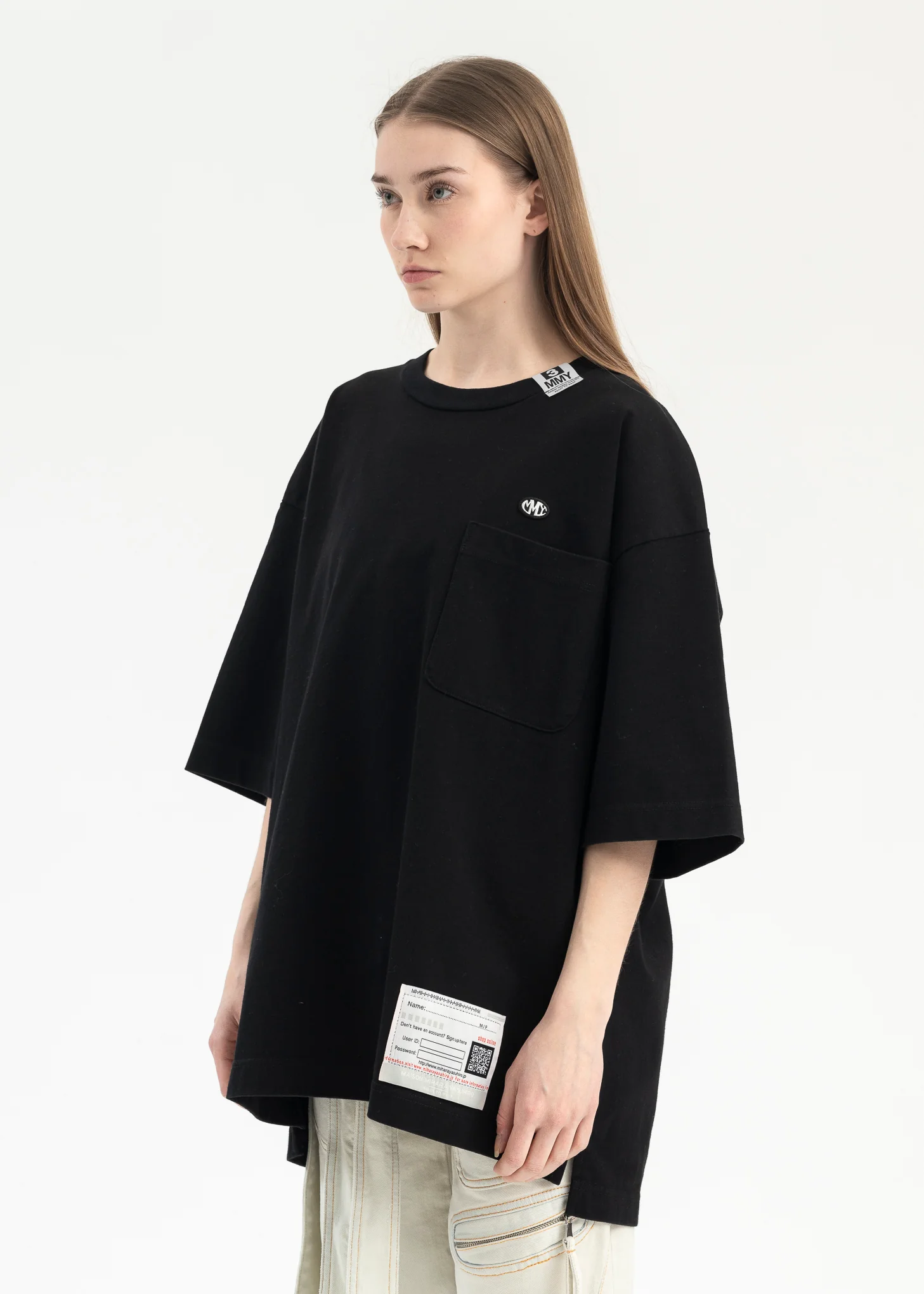 BLACK POCKET TEE - Image 3